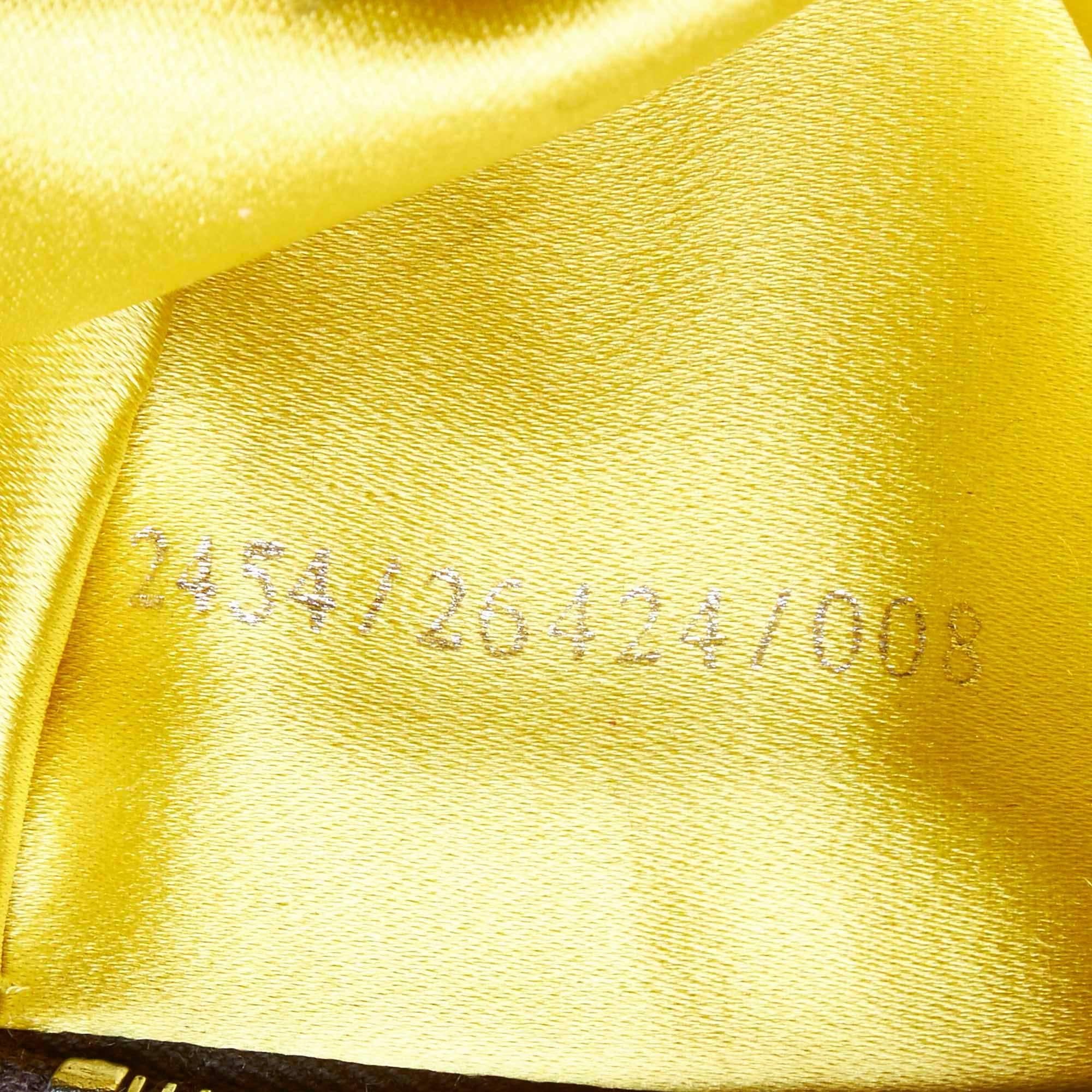 Fendi Yellow Shell Satin Baguette In Good Condition In Orlando, FL
