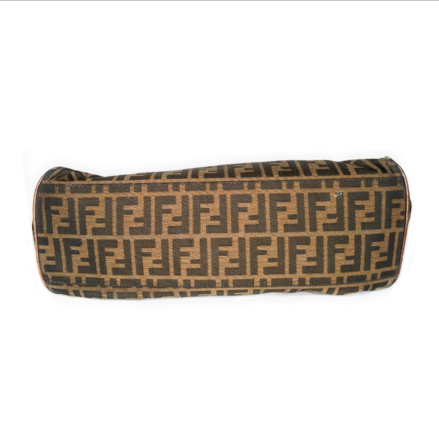 Fendi Zucca Bag De Jour Tobacco Small Satchel im Zustand „Gut“ in Scottsdale, AZ