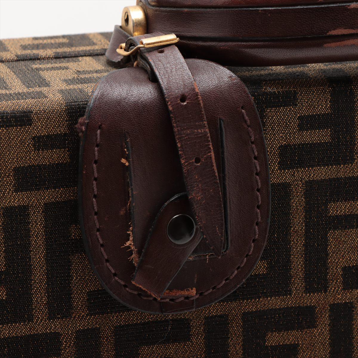 Fendi Zucca - Cartella in tela e pelle marrone in vendita 9