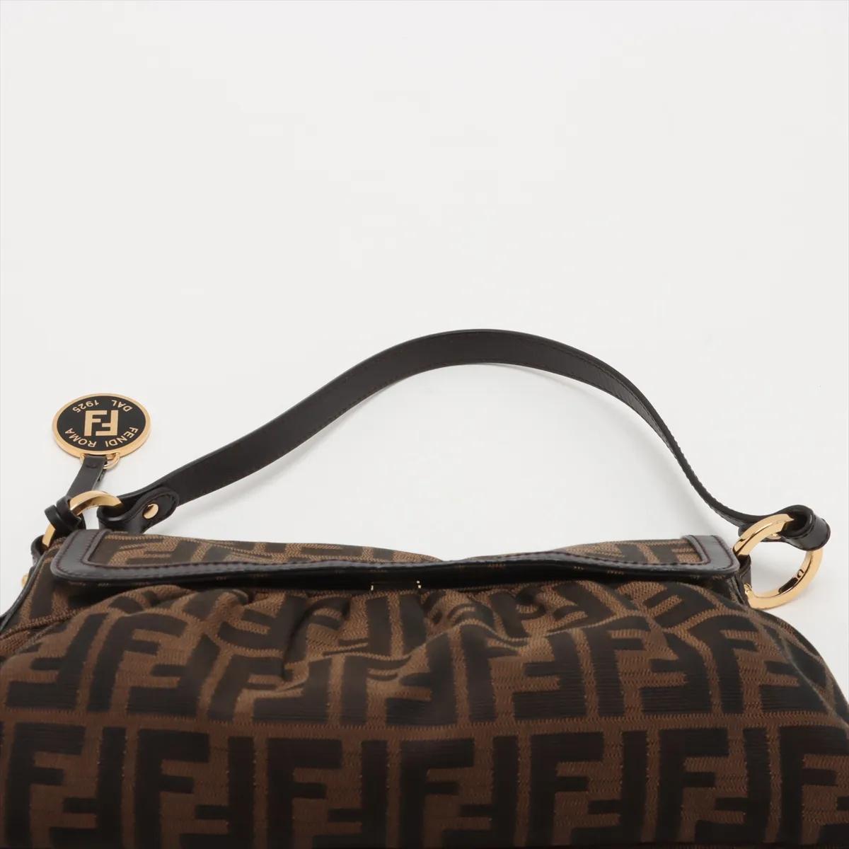 Fendi Zucca Canvas Leather Shoulder Bag Brown en vente 2