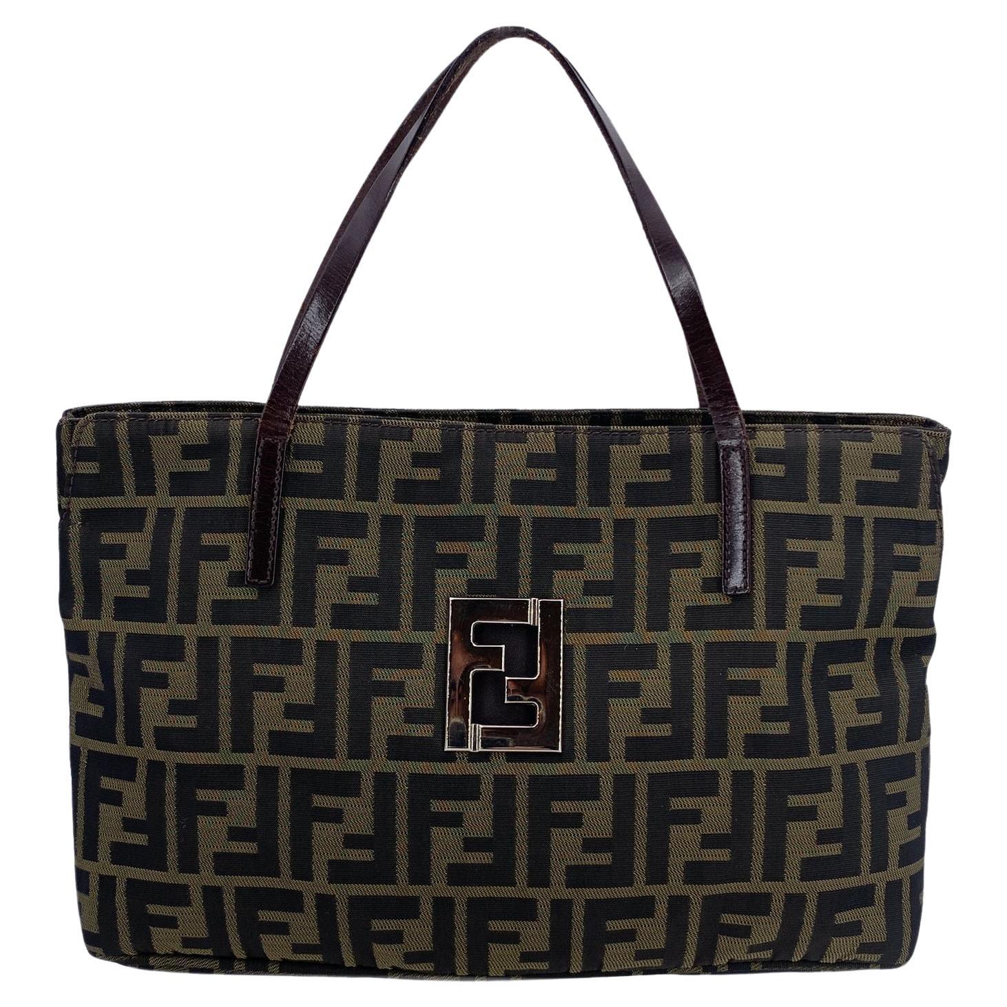 Fendi Zucca Monogram Canvas Cut Out FF Logo Tragetasche im Angebot