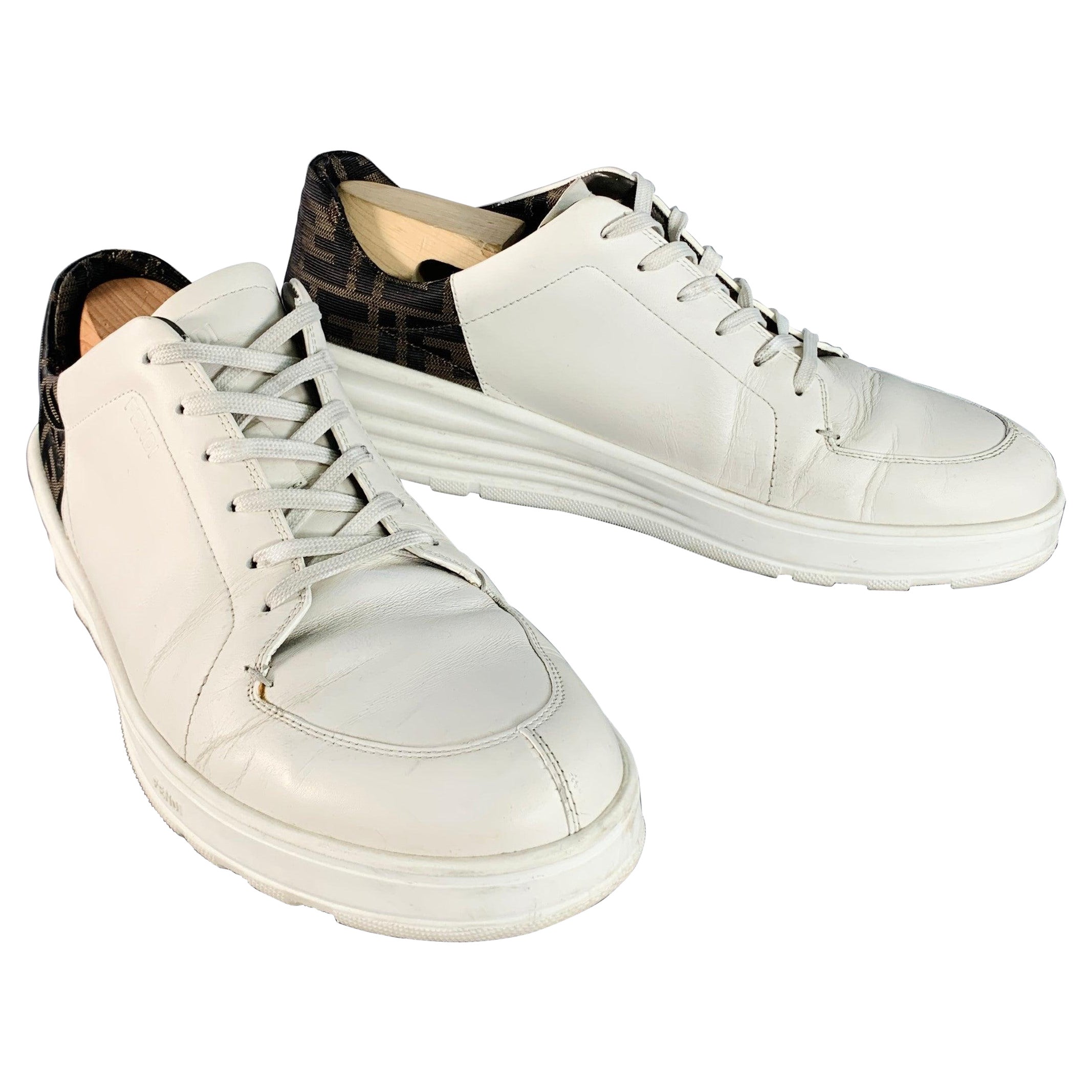 FENDI ZUCCA Size 11 Zucca White Brown Canvas Monogram Low Top Sneakers en vente