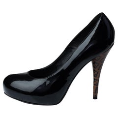 Fendi  Zucchino Black Patent Pump (40 EU)