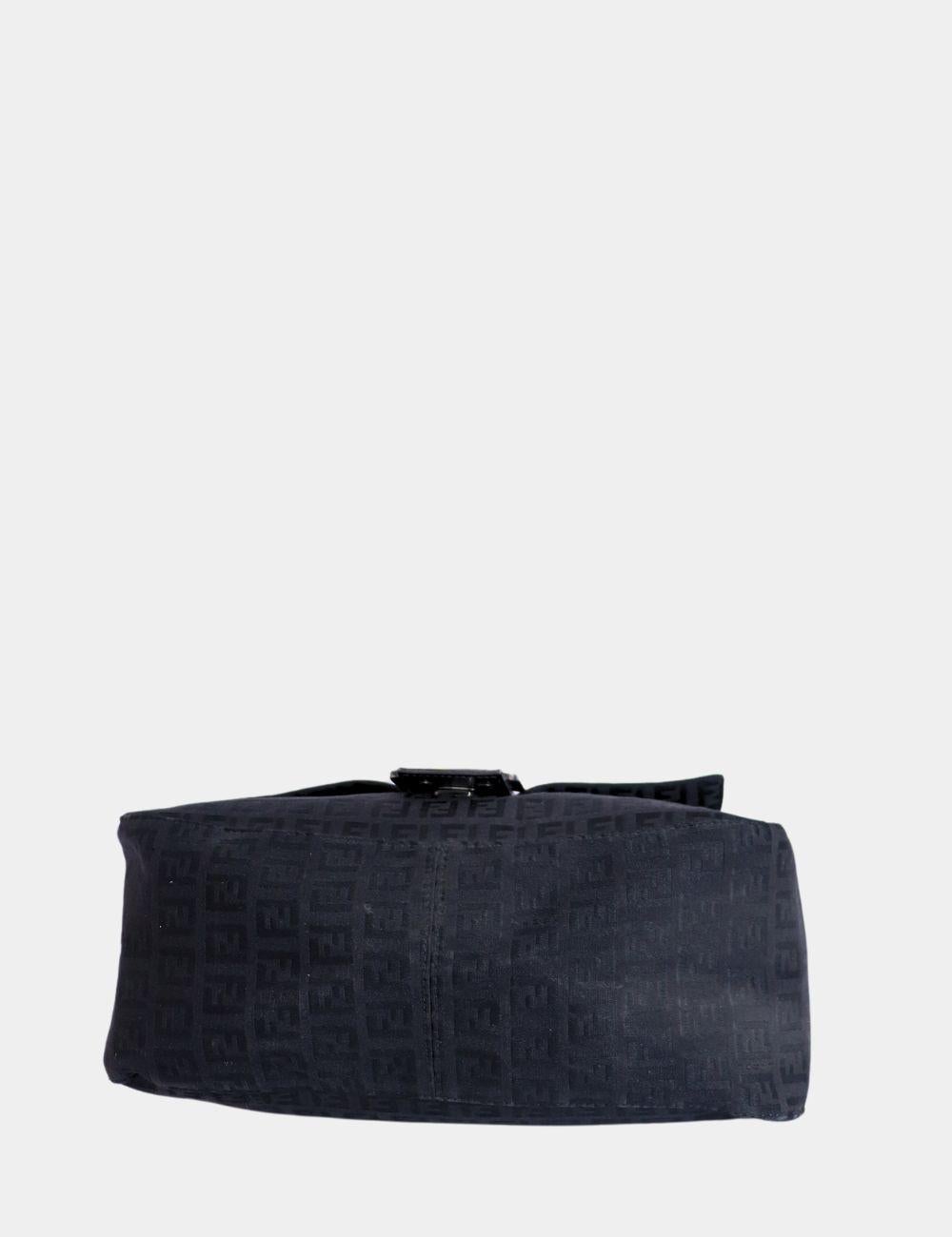 Fendi Zucchino Canvas Mama Baguette Bag In Good Condition In Amman, JO