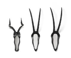 Specchio Fendo con corna lunghe in nero di Ctrlzak & Mogg