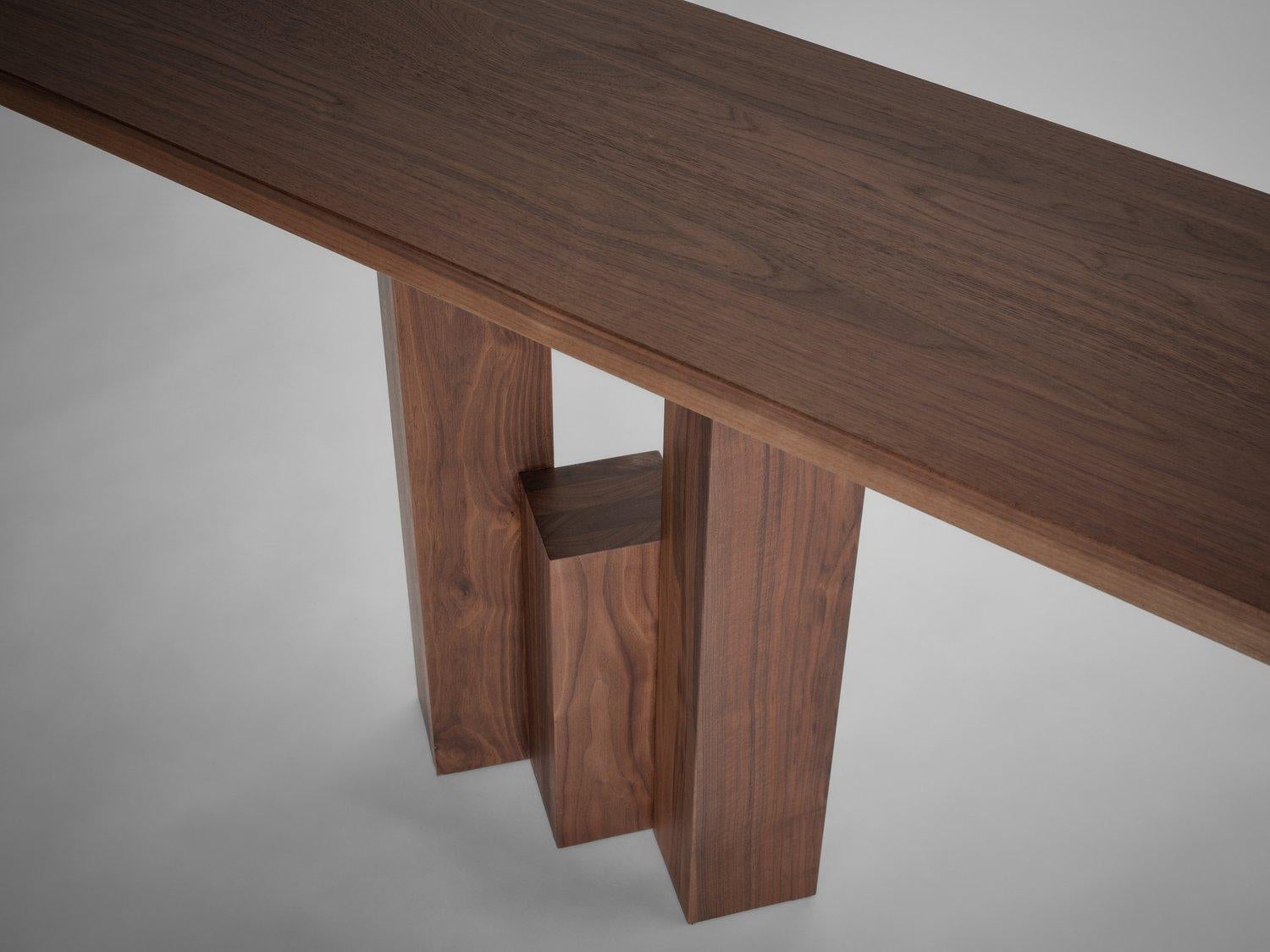 Néerlandais Fenestra 140 Table console en chêne européen brun chaud par Mokko Amsterdam en vente