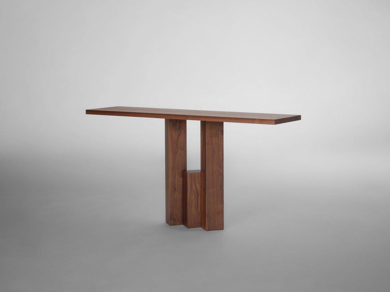 Fenestra 140 Table console en chêne européen brun chaud par Mokko Amsterdam Neuf - En vente à Geneve, CH