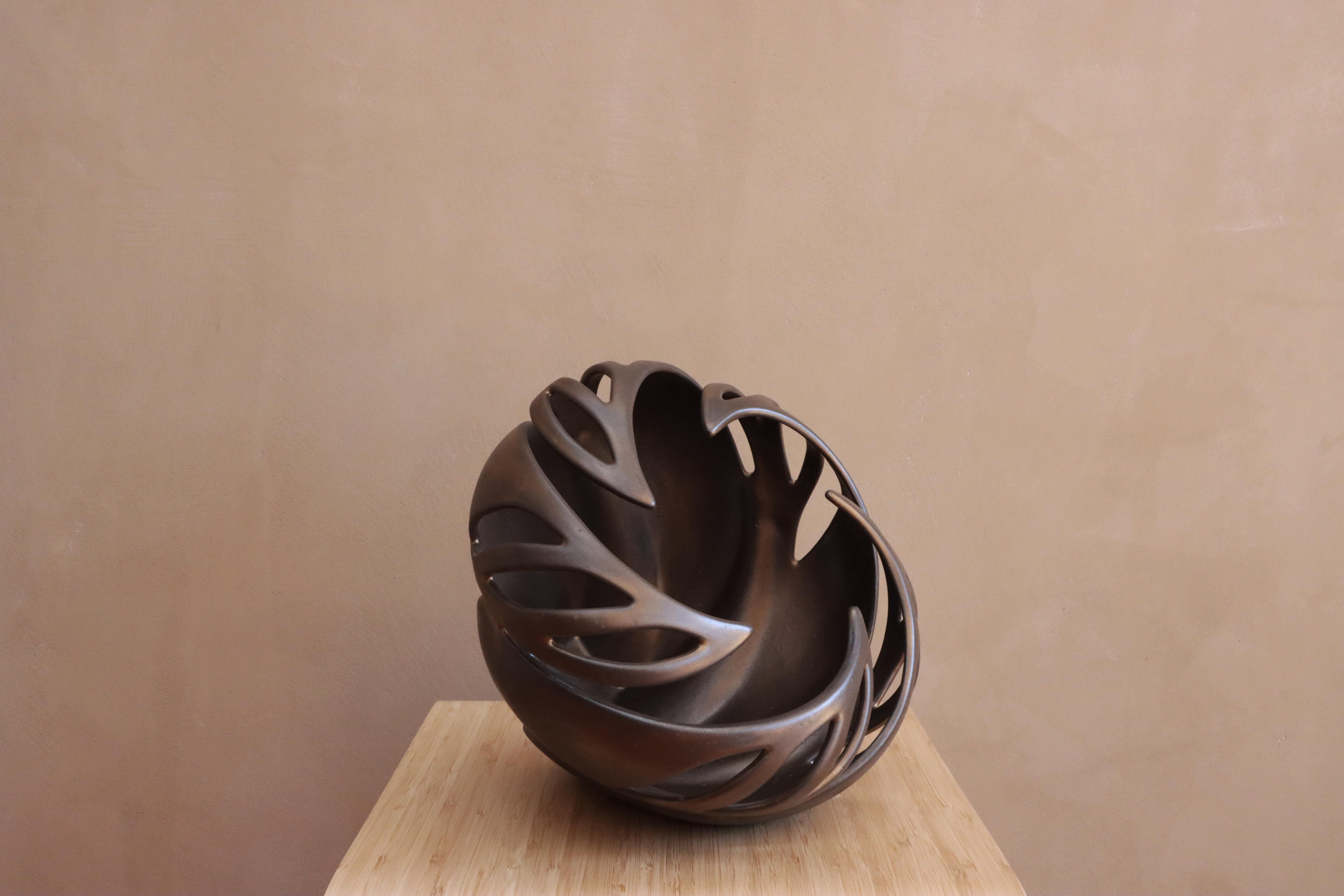 Vernissé Vase Fenestration, glaçure bronze en vente