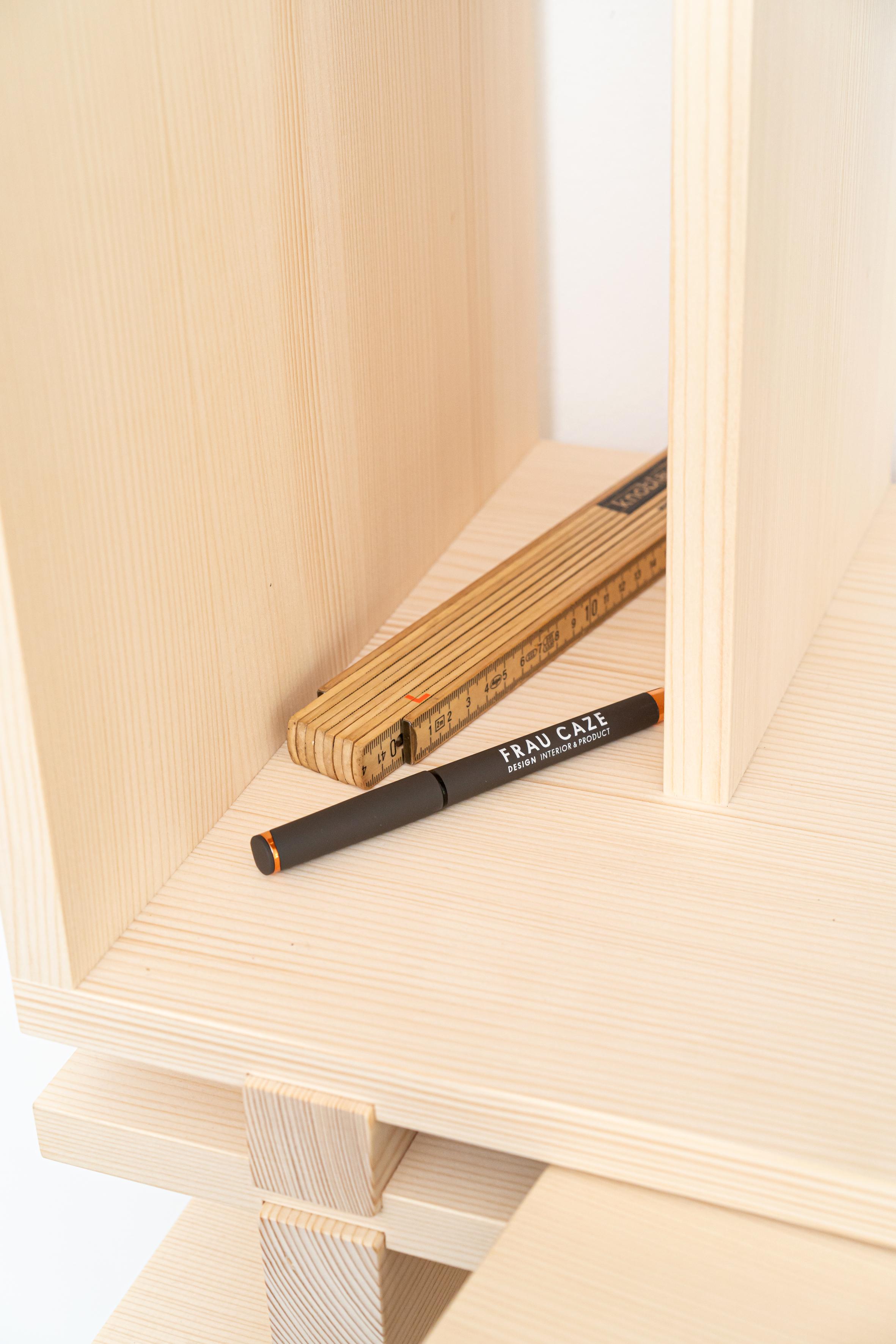 Feno Modular Shelf II by Frau Caze For Sale 1