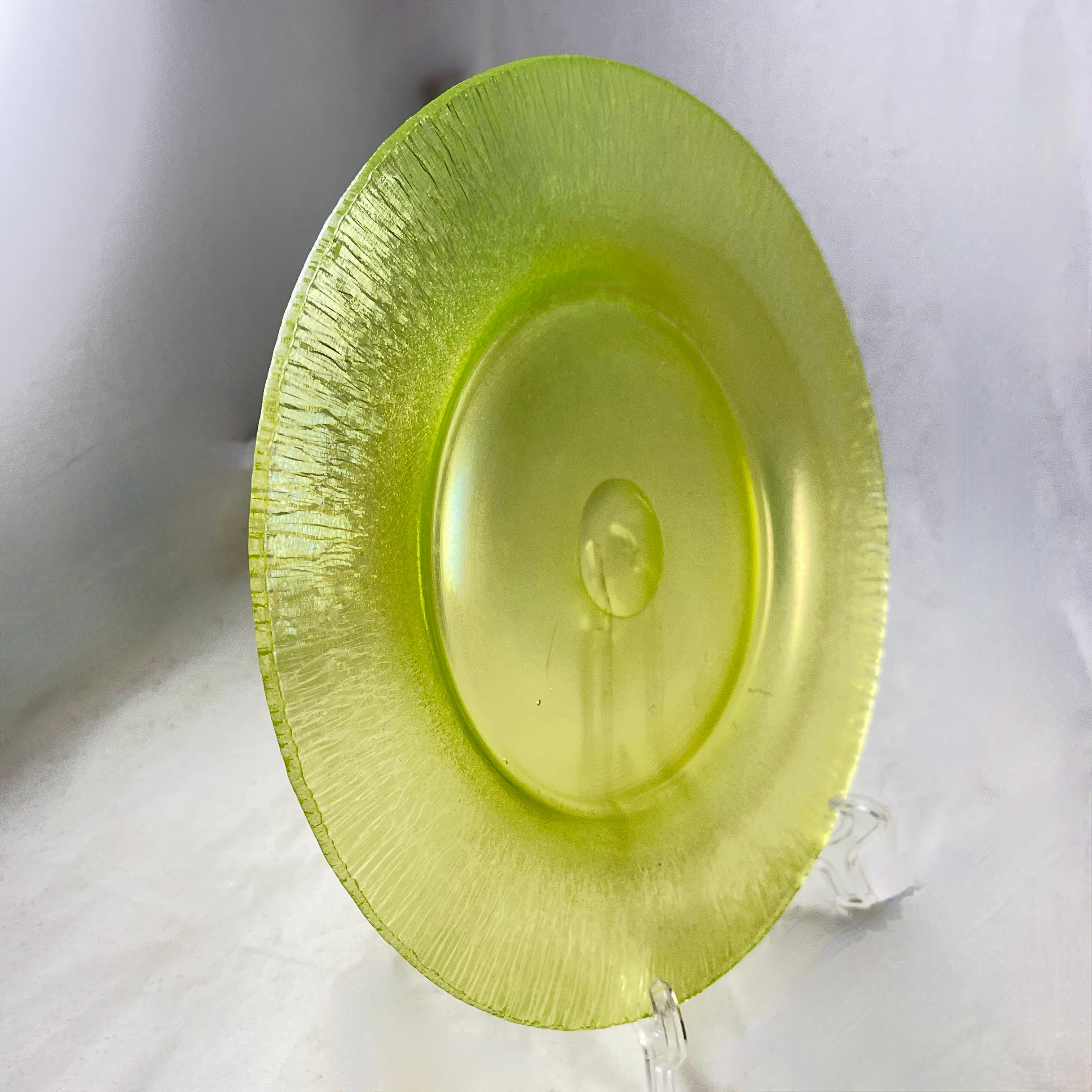 Hand-Crafted Fenton Topaz Stretch Iridescent Vaseline Glass Plates, S/6