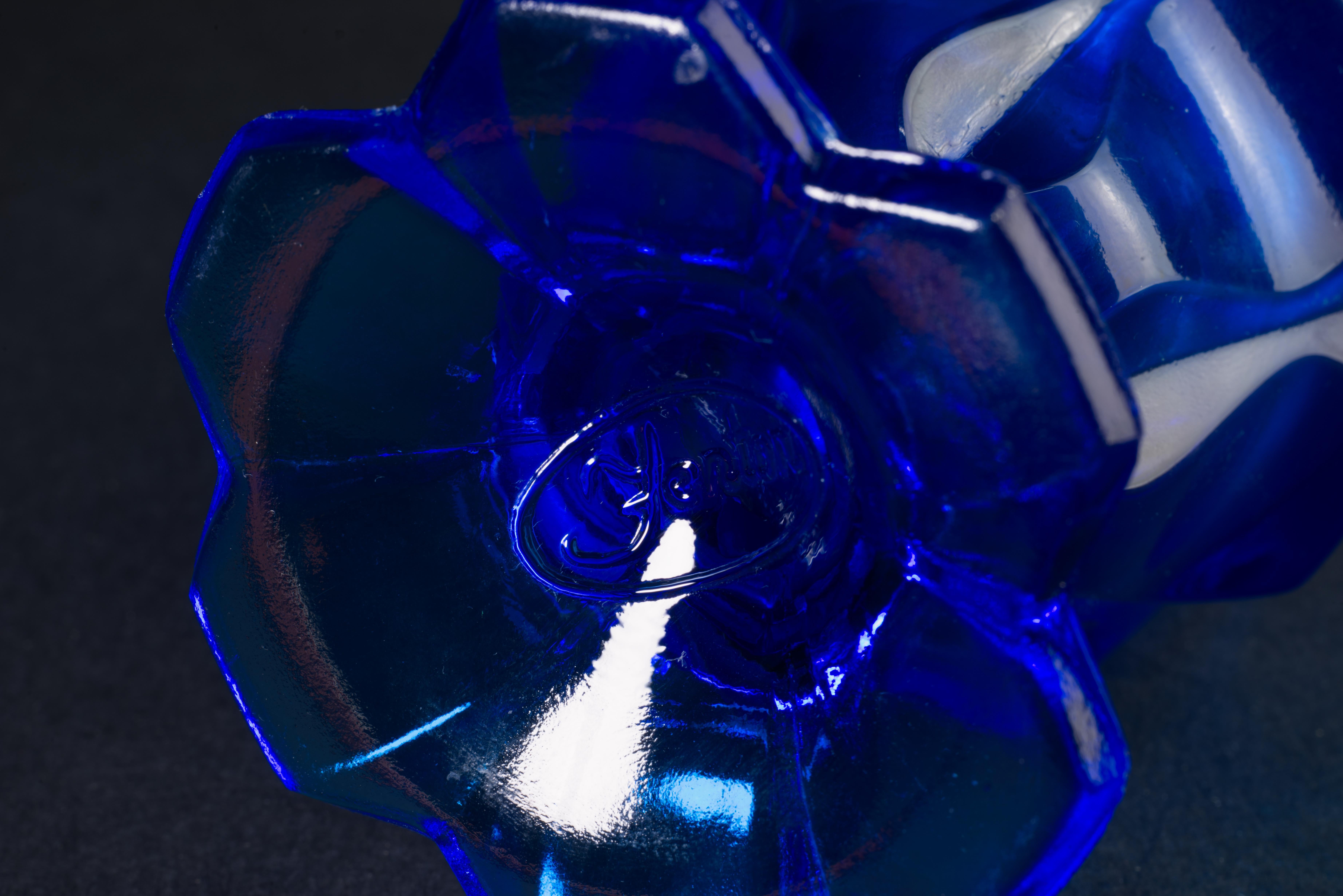 Art Glass Fenton Valencia Blue Swung Bud Vase