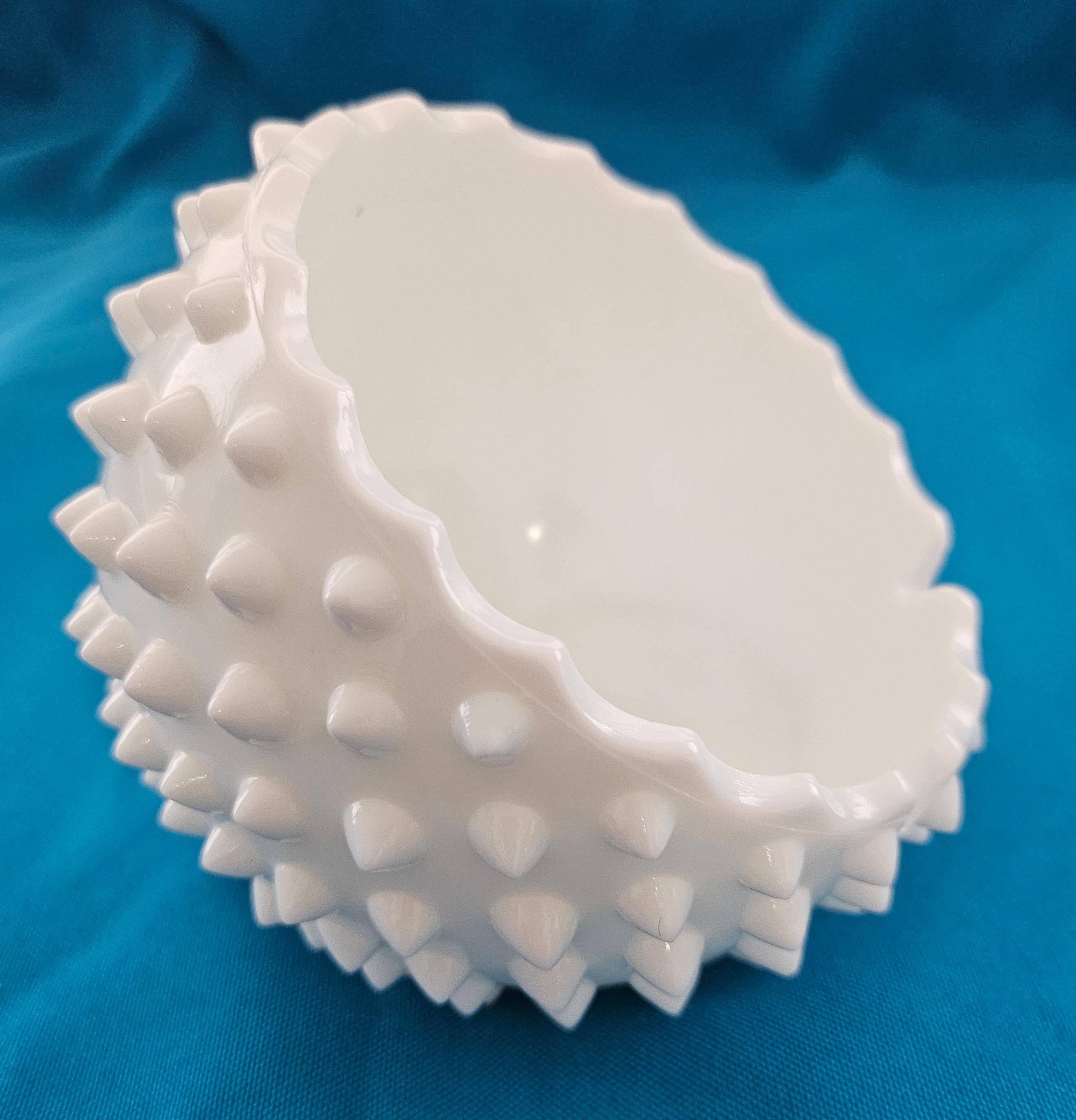 Fenton White Milkglass Hobnail Orb Vessel/ Ashtray / Bowl MCM In Good Condition For Sale In Warrenton, OR
