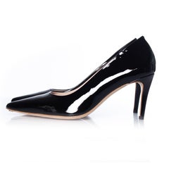 Feraggio, Black patent leather pump