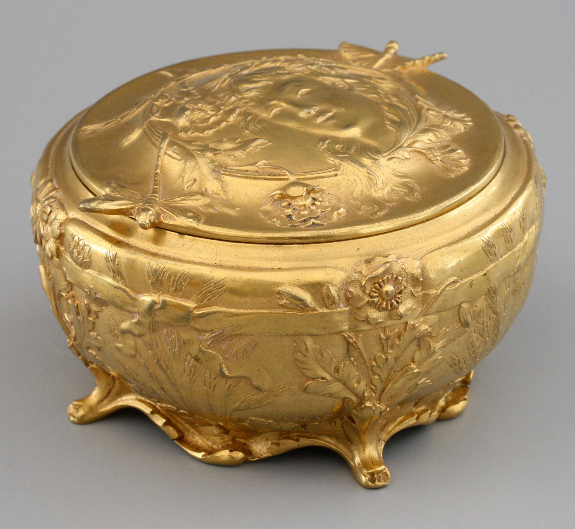 Ferdinand Barbedienne Art Nouveau Gilt Bronze Lidded Box by Robinet 8