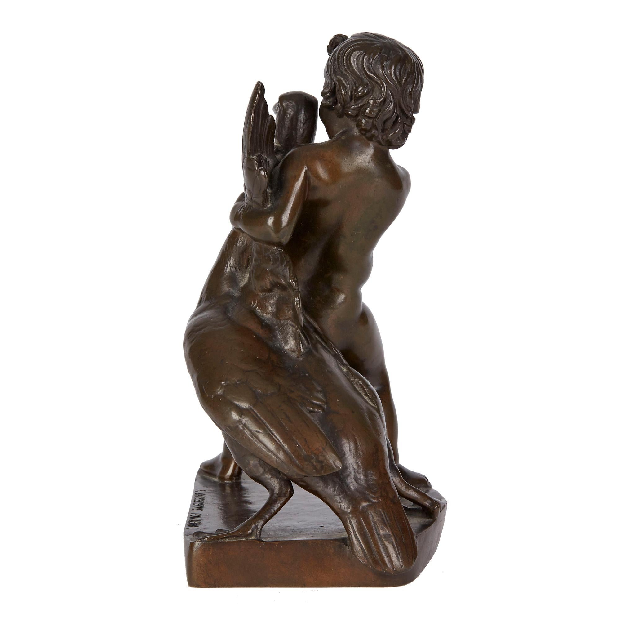 Patiné Ferdinand Barbedienne Garçon en bronze & Sculpture d'oie 19ème siècle en vente