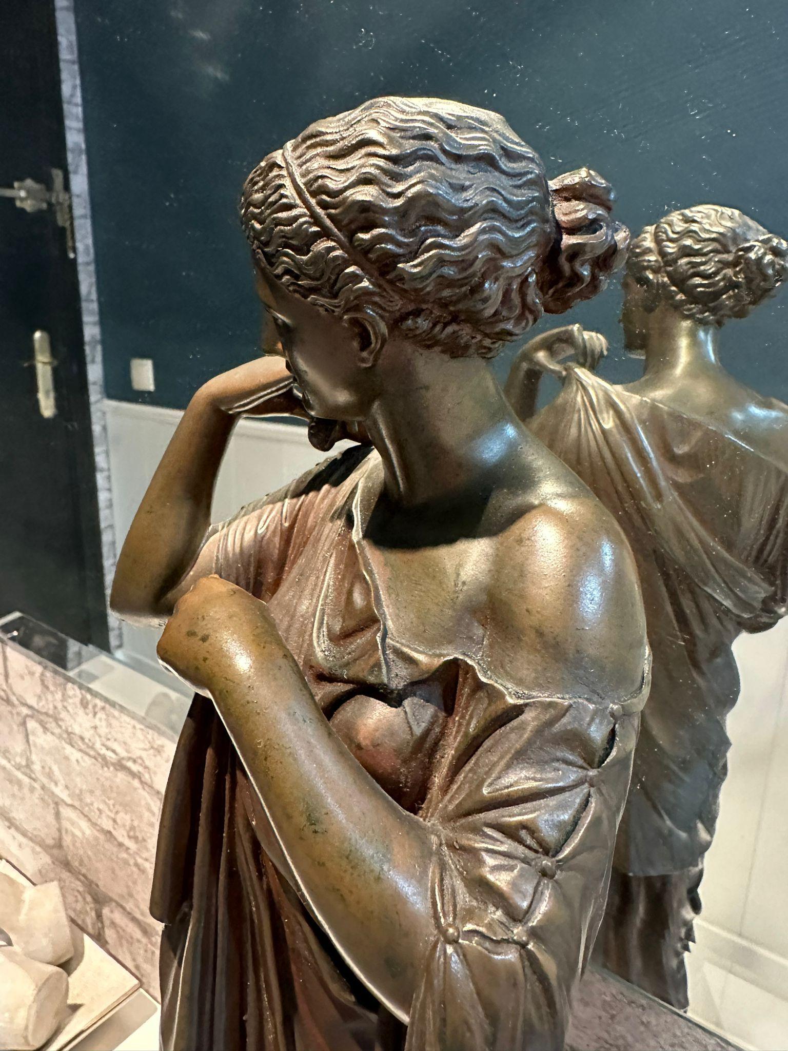 Bronze Sculpture « Diane » de Ferdinand Barbedienne, 19ème siècle en vente