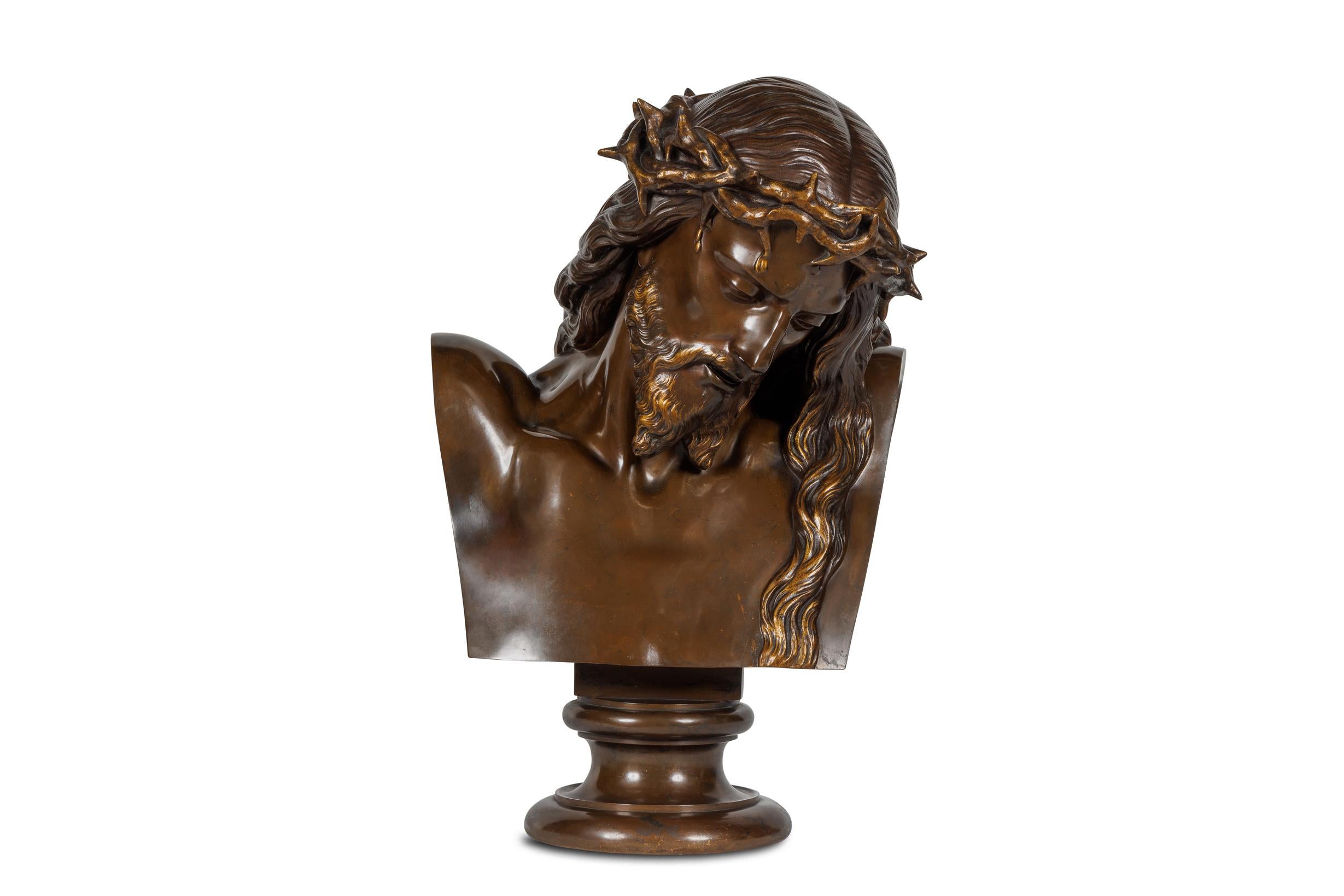 Figurative Sculpture de Ferdinand Barbedienne - Busto monumental de bronce patinado de Jesucristo por Clesinger y Barbedienne
