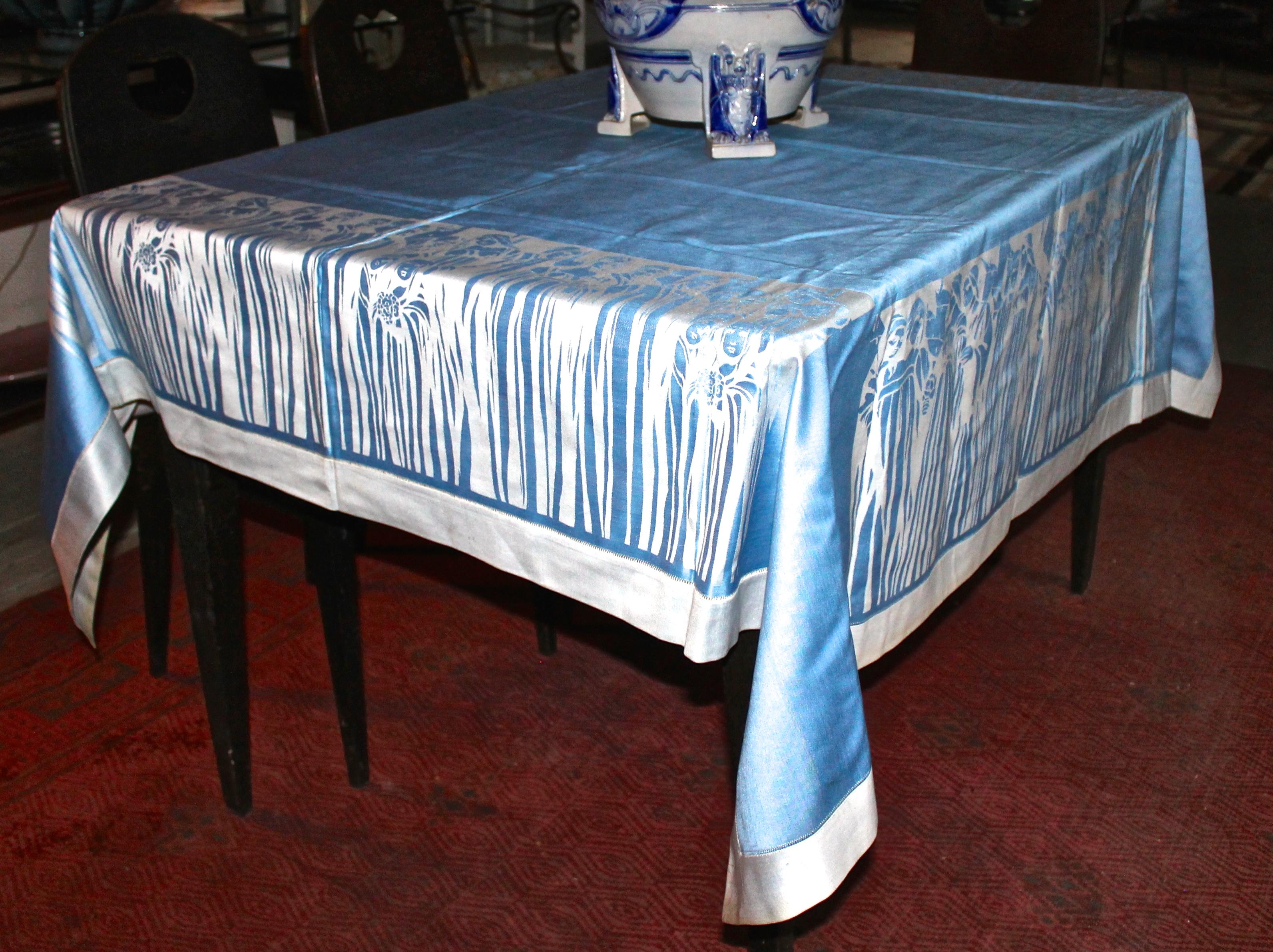 Early 20th Century Ferdinand Nigg, Demask Jugenstil Norbert Langer and Sohne Tablecloth/Napkins For Sale