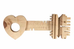 The Key to Heart – Holzskulptur von Ferdinando Codognotto – Holzskulptur – 2023