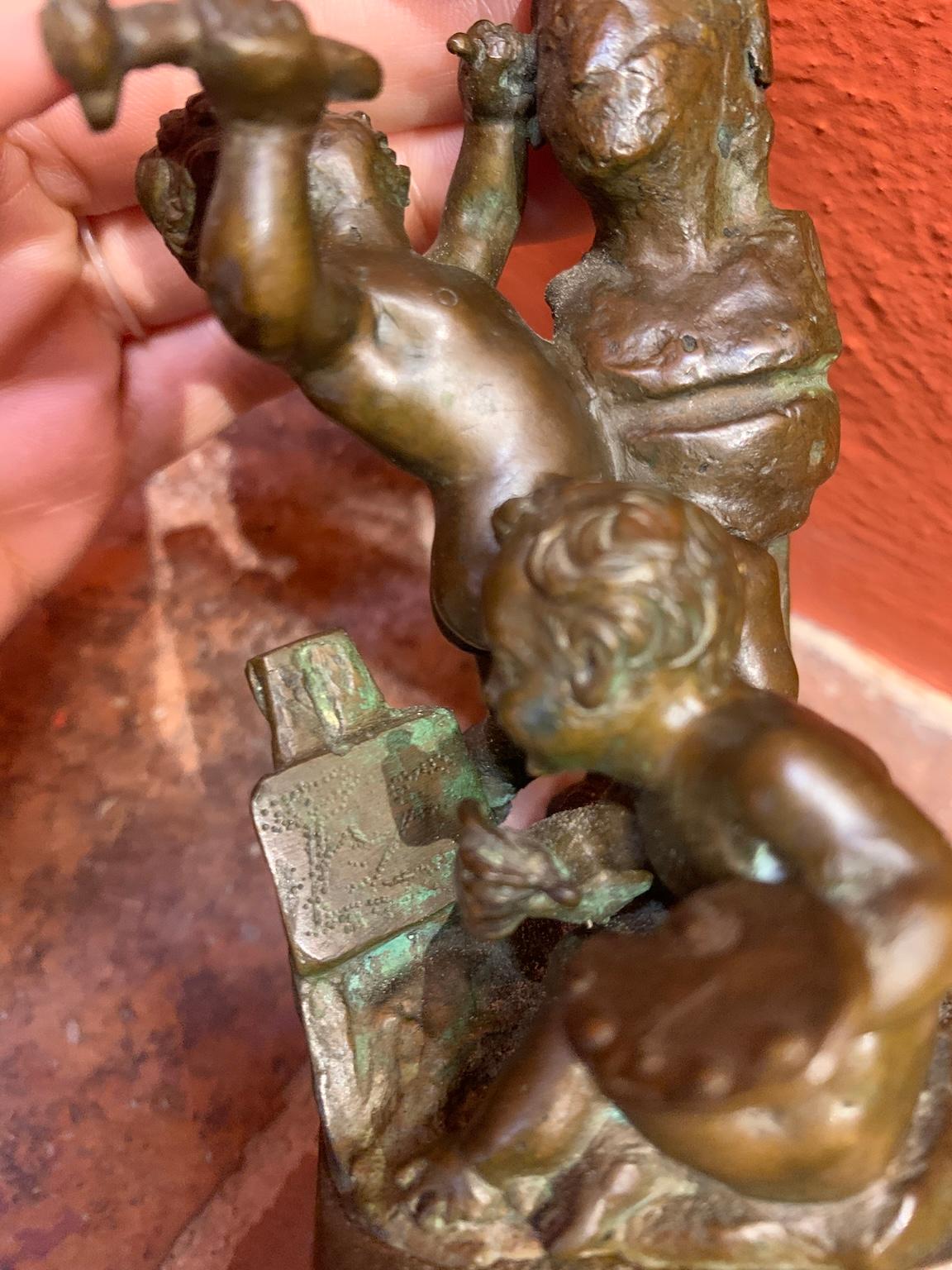 Bronzetto italiano figurativo allegorico della fine del XIX secolo For Sale 3