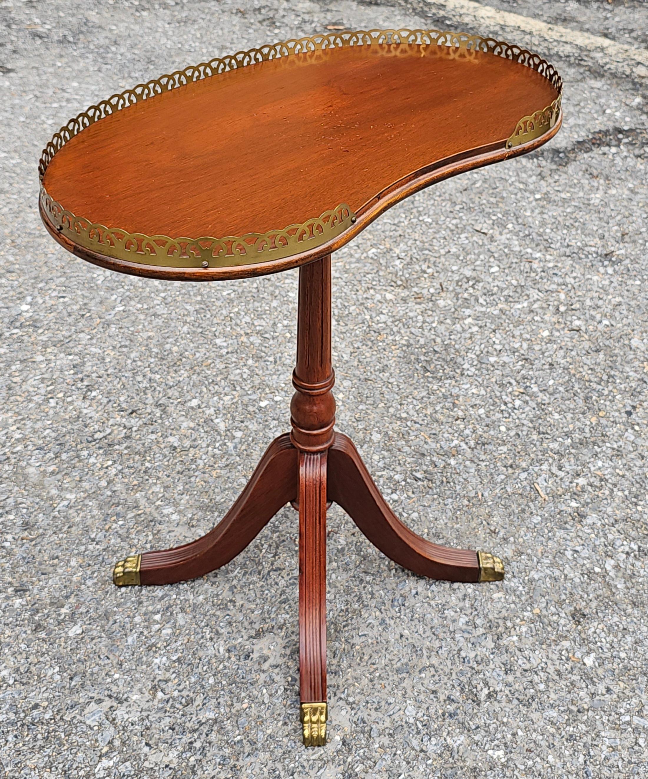20th Century Ferguson Bros. Duncan Phyfe Style Mahogany Galleried Kidney Candle Stand For Sale