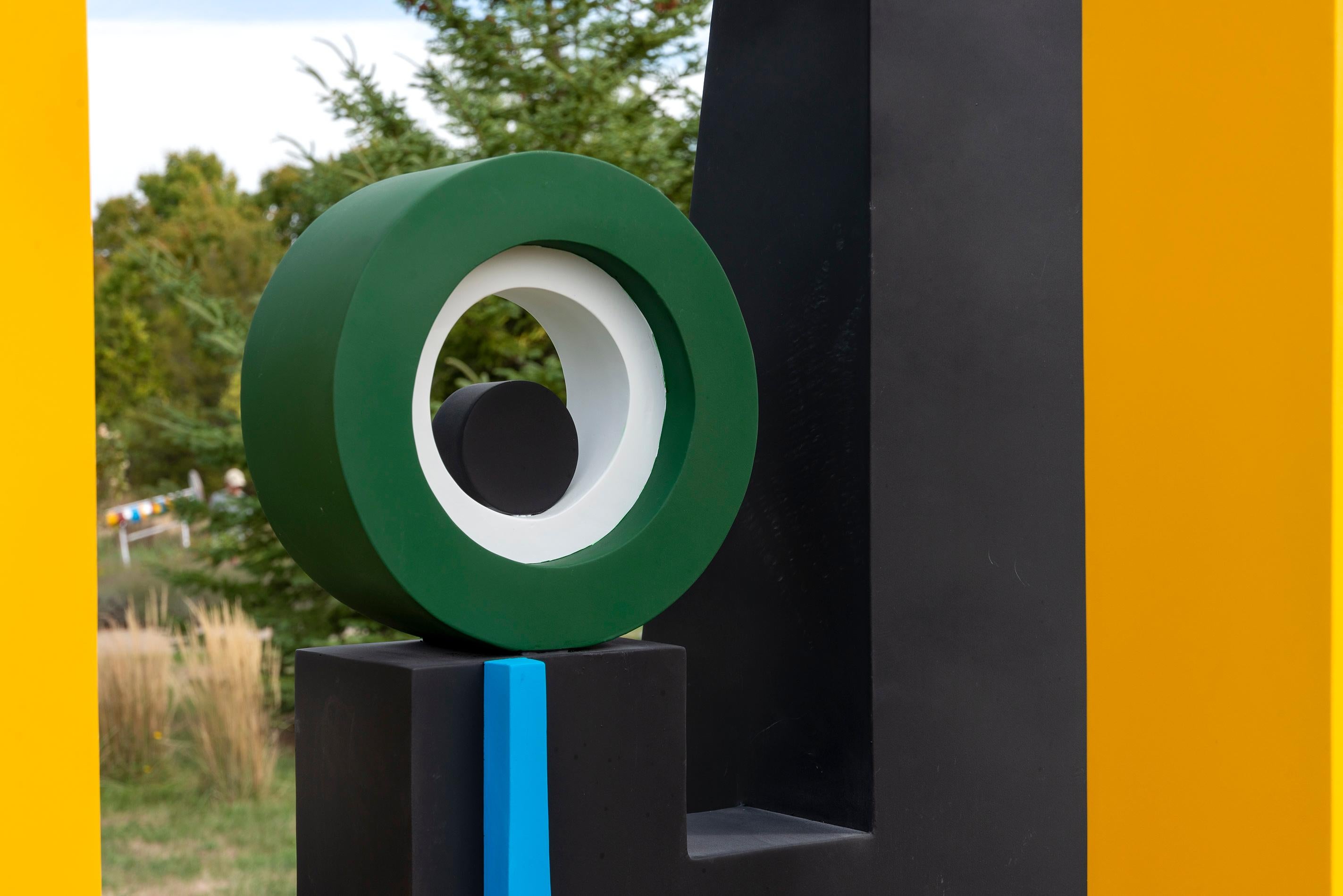 Mother Continent - scultura astratta, contemporanea, in acciaio inox per esterni in vendita 1