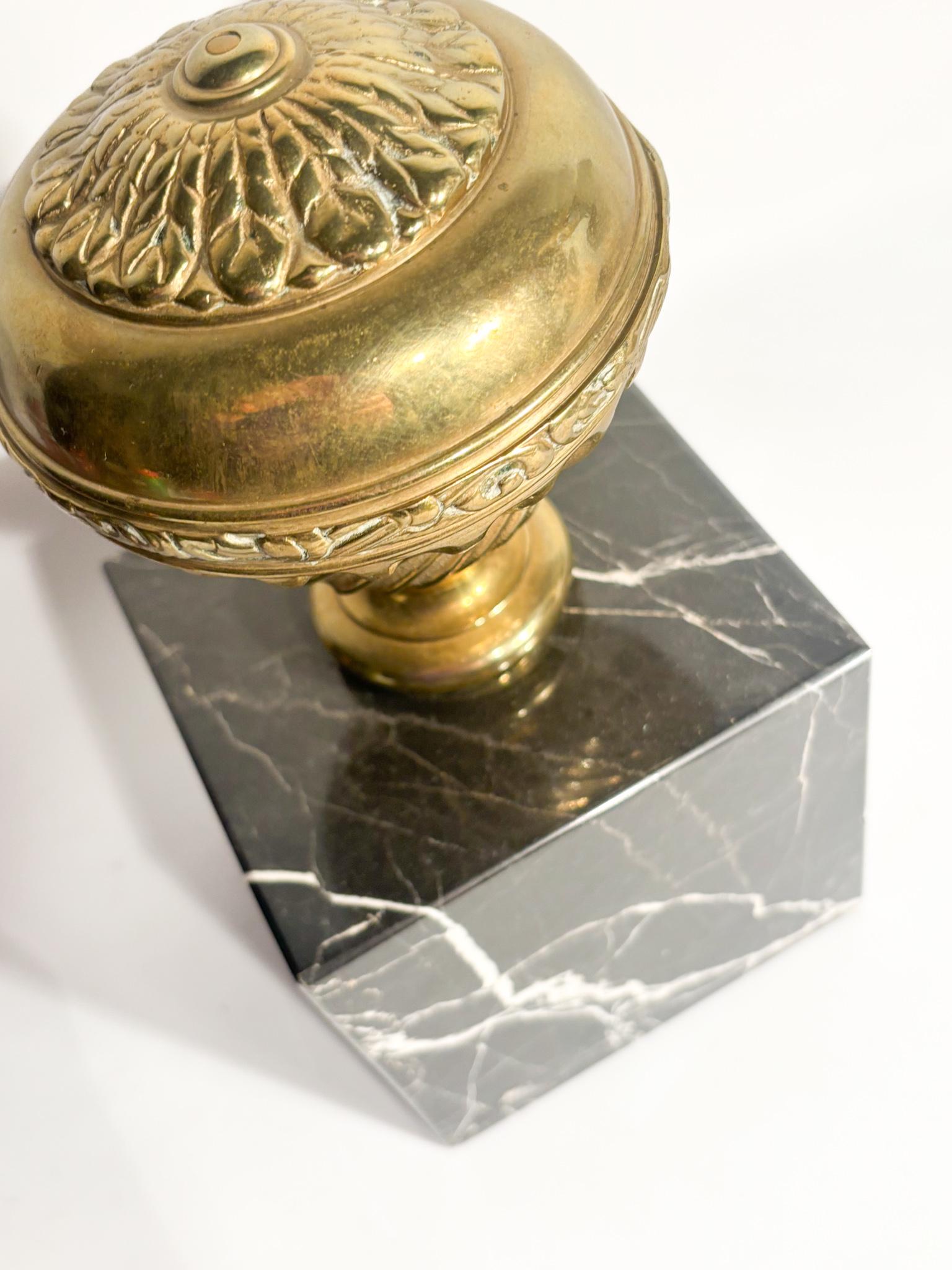 Fermaporta in Marmo Nero e Bronzo Anni 50 in vendita 1