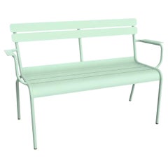 Fermob - Banco de jardín Luxembourg 2 plazas con reposabrazos - Ice Mint