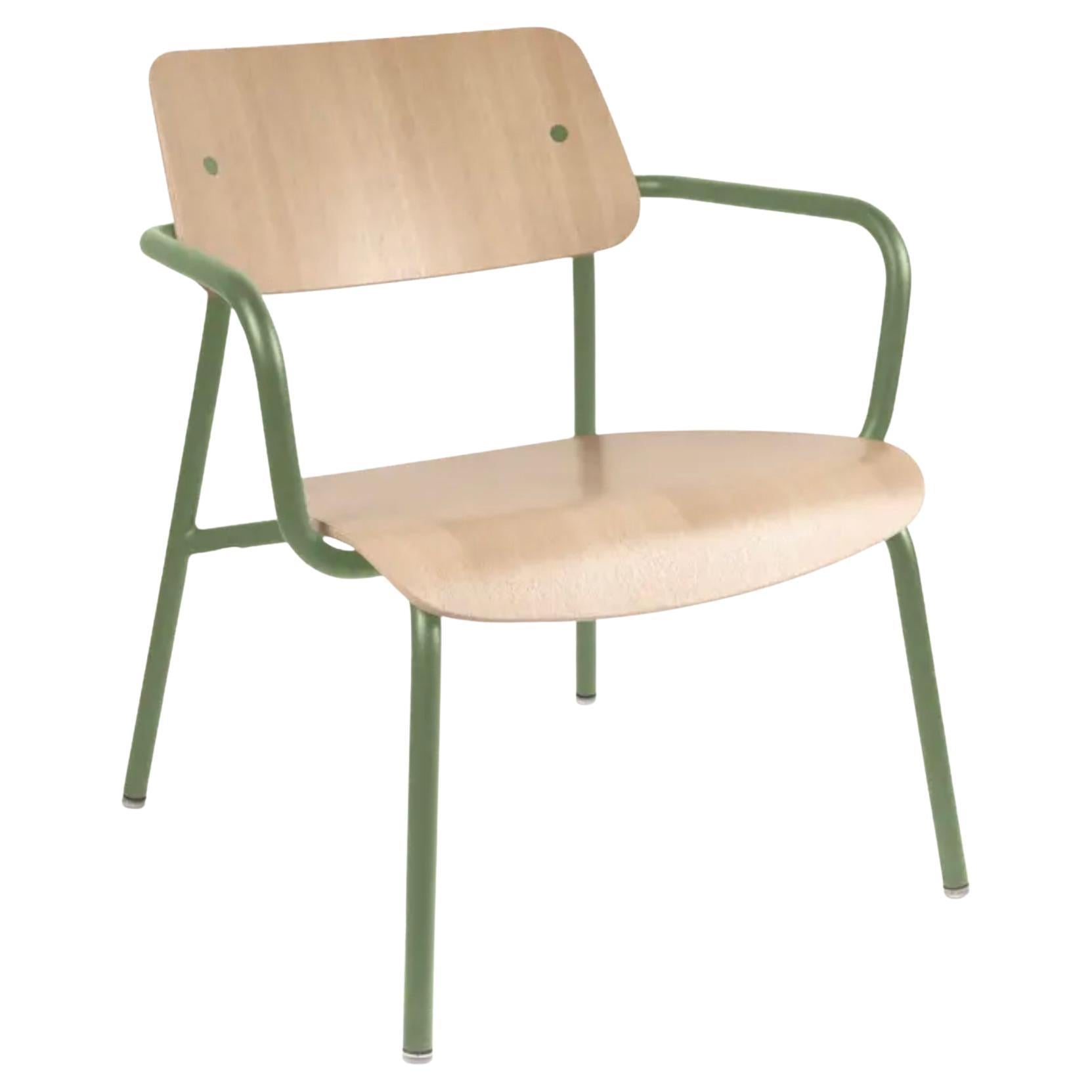 Fermob – STUDIE Oak Lounge Armchair - Cactus in vendita