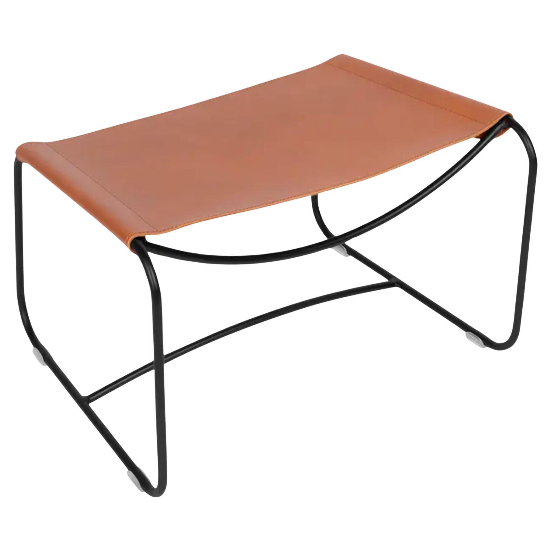 Fermob – SURPRISING Leather Footrest - Liquorice in vendita