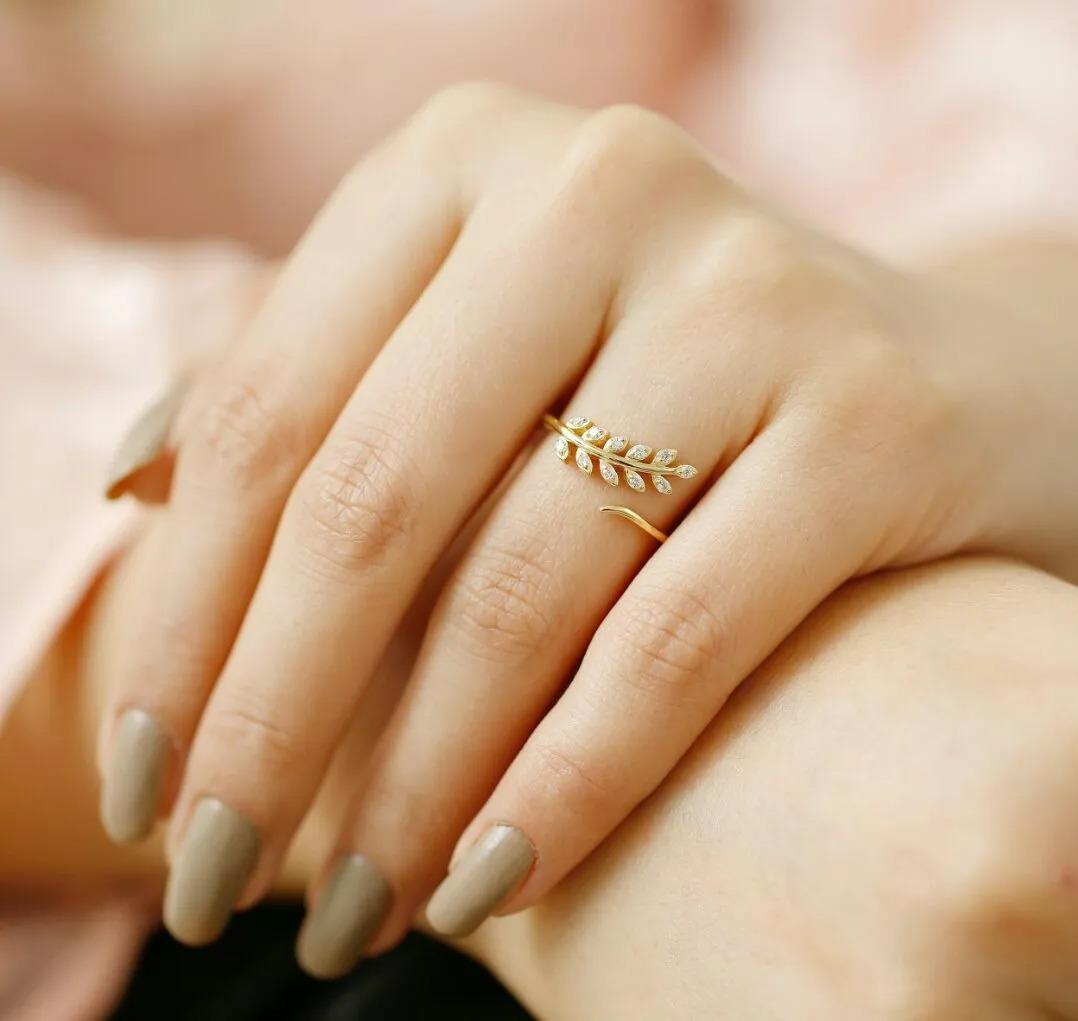 Farn Blätter Diamant offener Ring in 14k massivem Gold (Rundschliff) im Angebot