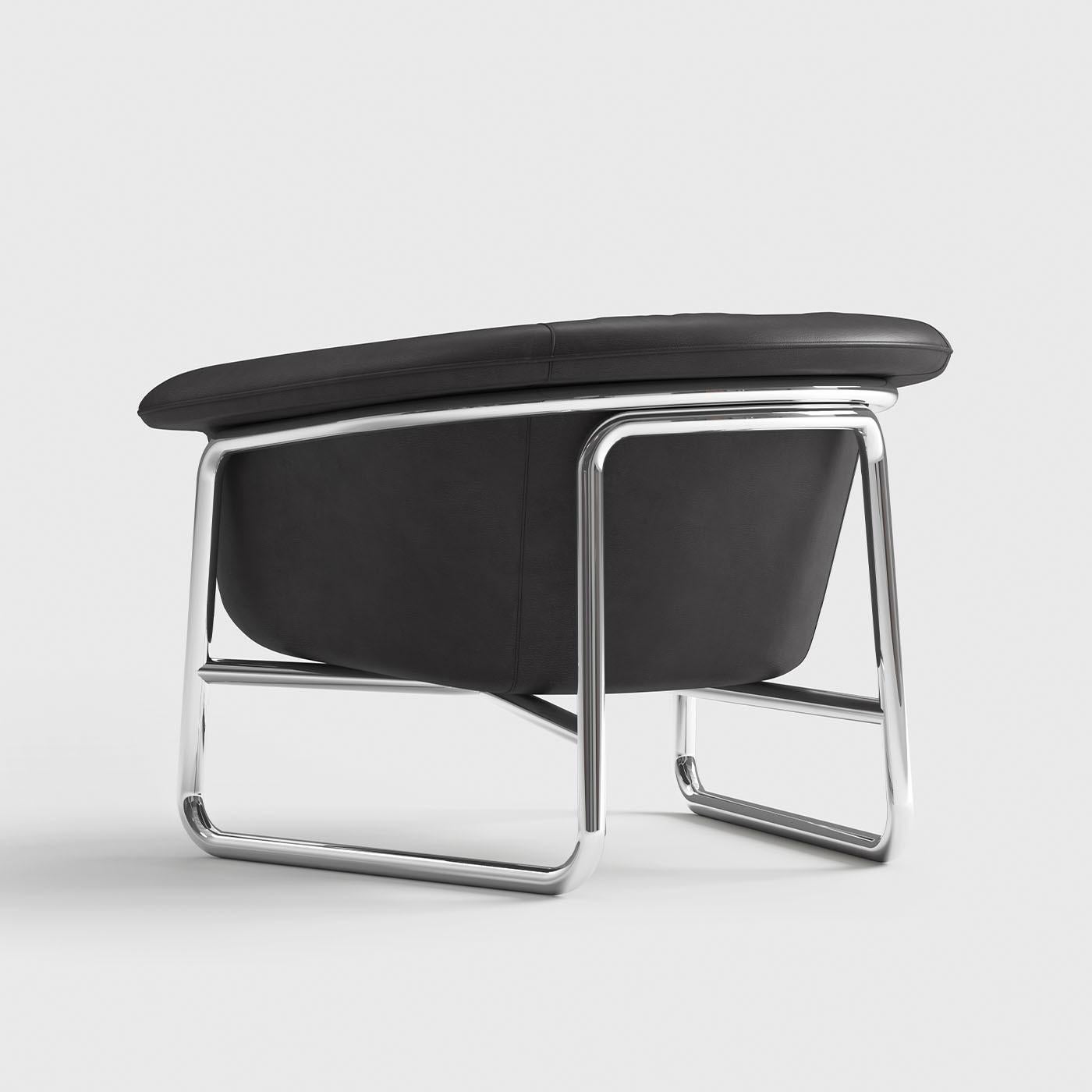 Fernanda Black leather armchair by CPRN Homood In New Condition For Sale In Milan, IT
