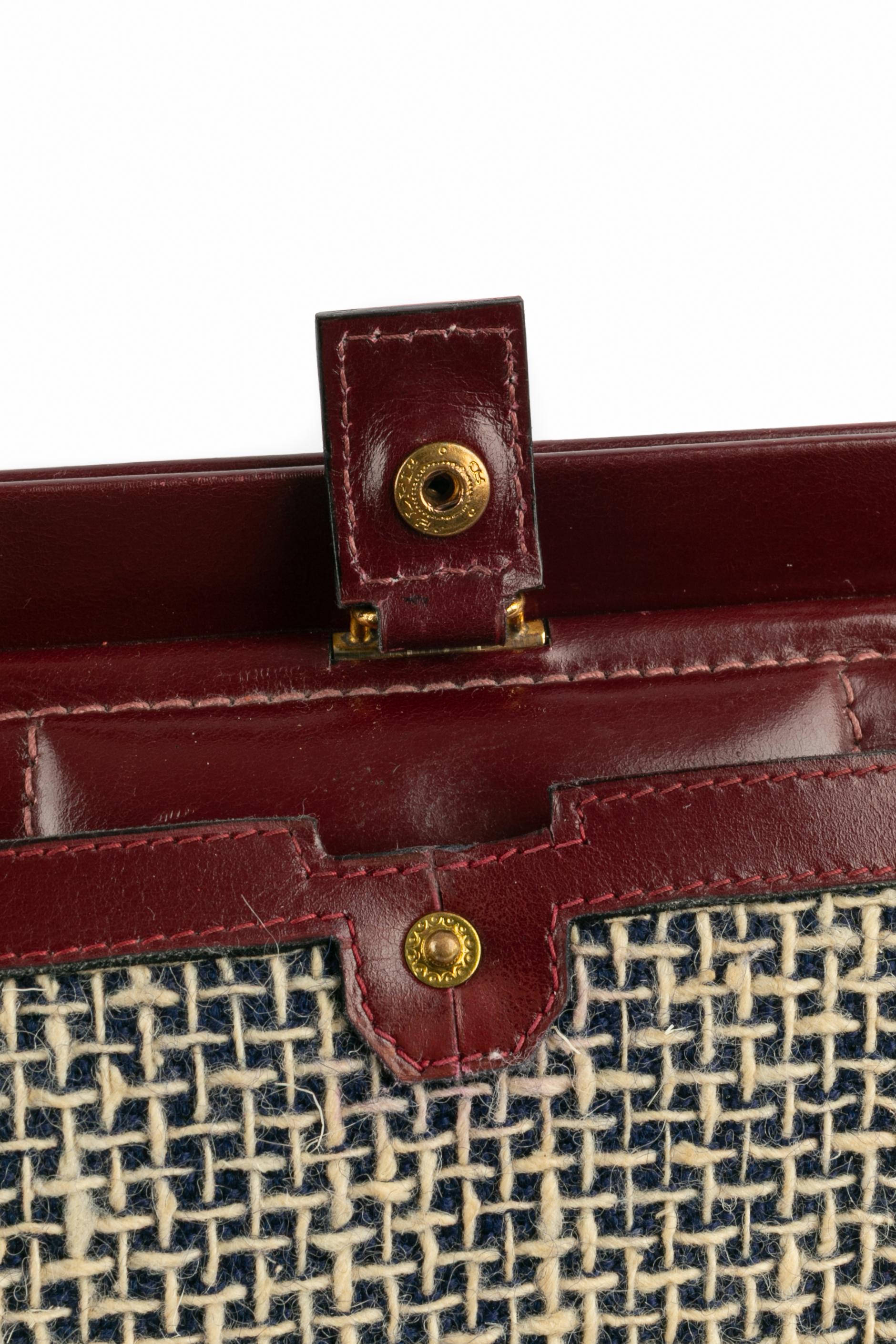 Sac en cuir Fernande Desgranges en vente 10