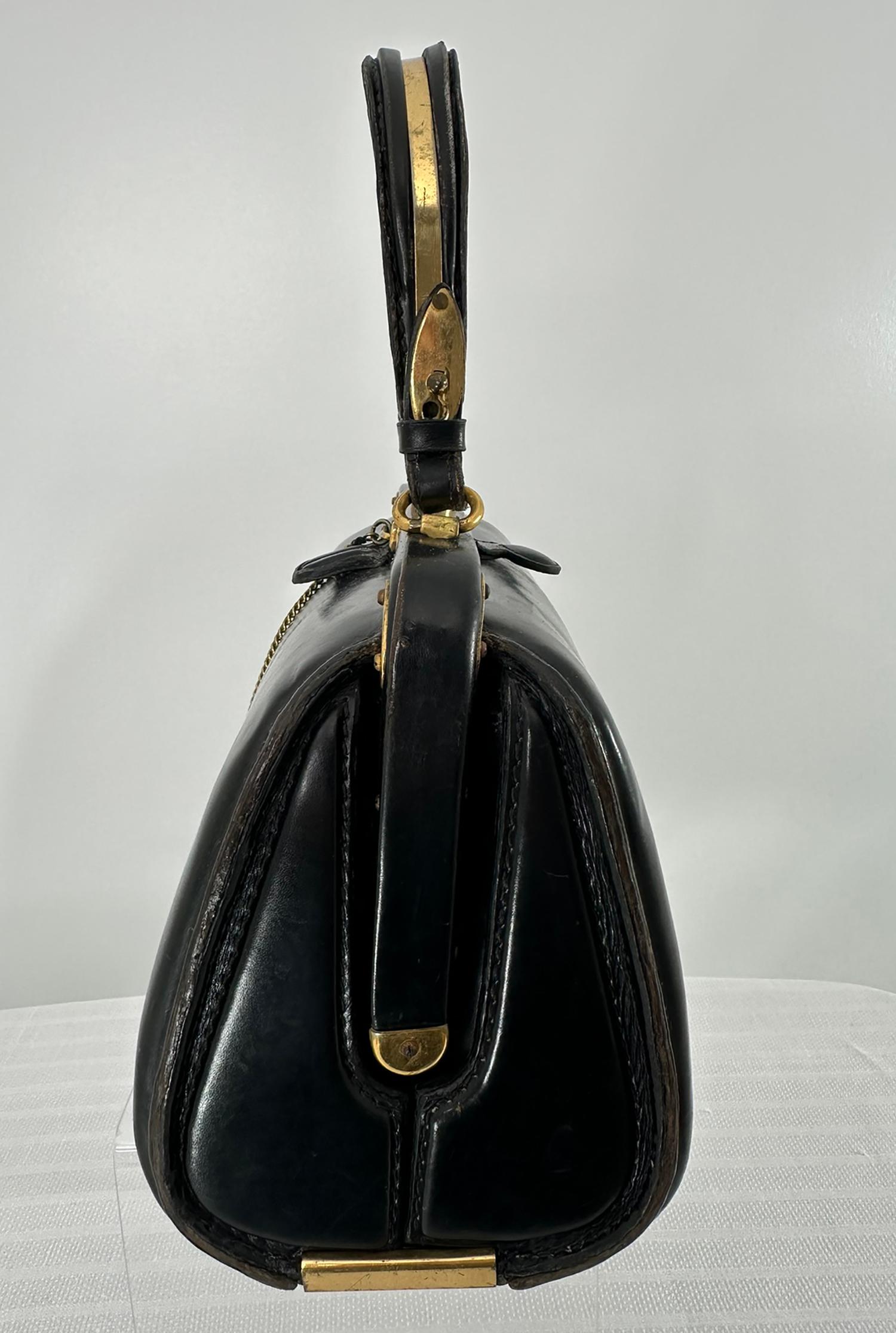 Fernande DesGranges Paris Chocolate Brown Leather GH Watch & Chain Handbag 1950s Bon état - En vente à West Palm Beach, FL