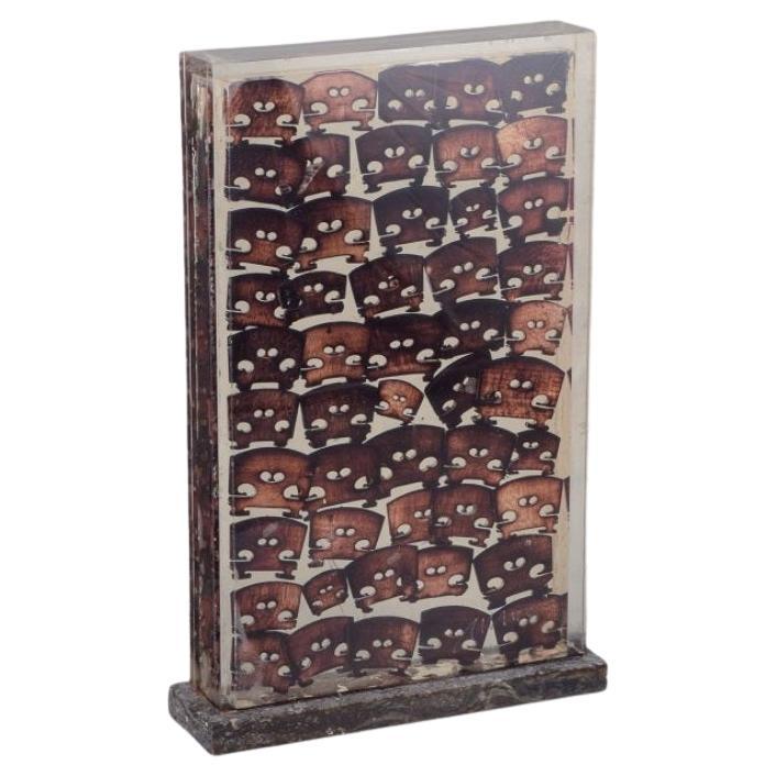 Arman Fernandez Arman (1928-2005). Accumulation de ponts de violon en bois brûlé en résine