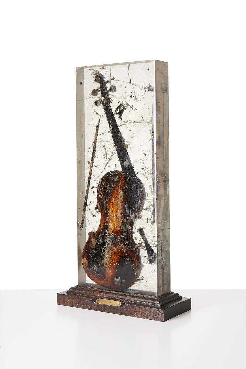 Colère de Violon - Sculpture Contemporáneo de Fernandez Arman