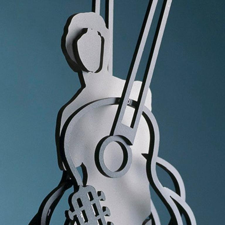 Venus à cordes. - Contemporary Sculpture by Fernandez Arman