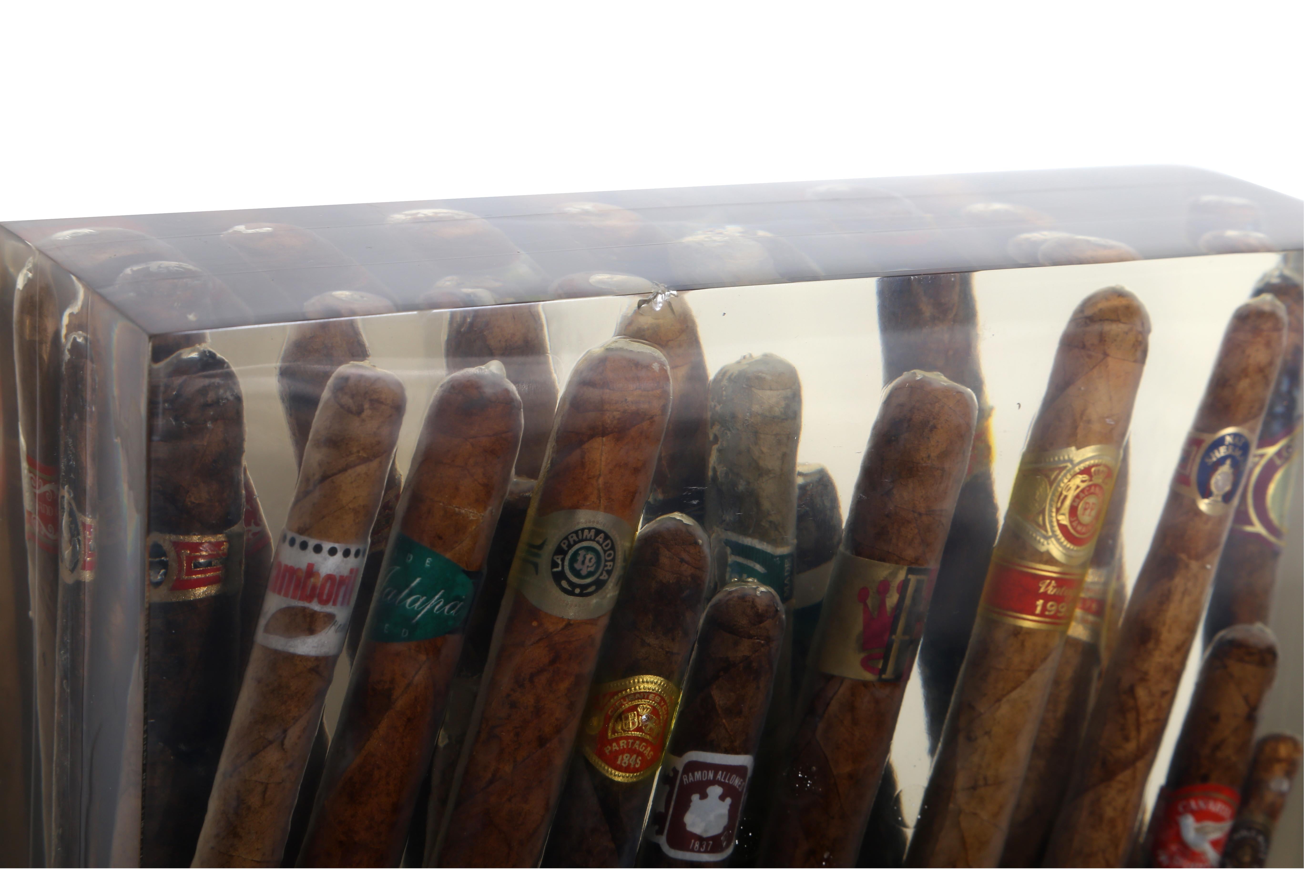 „Waiting to Exhale“, akzentuierte Zigarrenskulptur von Arman im Angebot 3