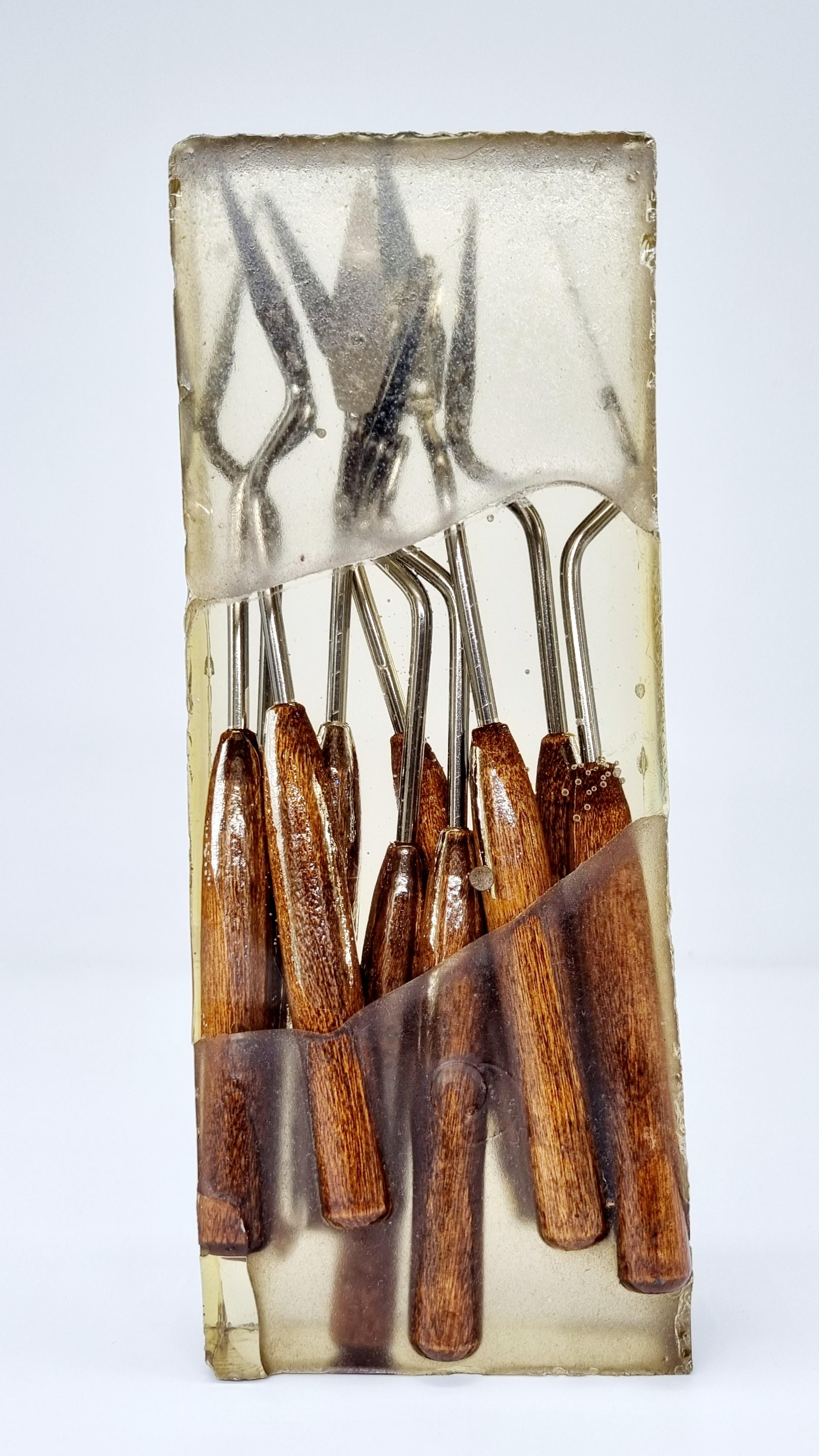 Moderne FERNANDEZ ARMAN - From Paintbox 1970 Accumulation de spatules en résine en vente