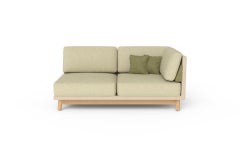 Fernandez Ecksofa:: Holz und Stoff:: zeitgenössisches mexikanisches Design
