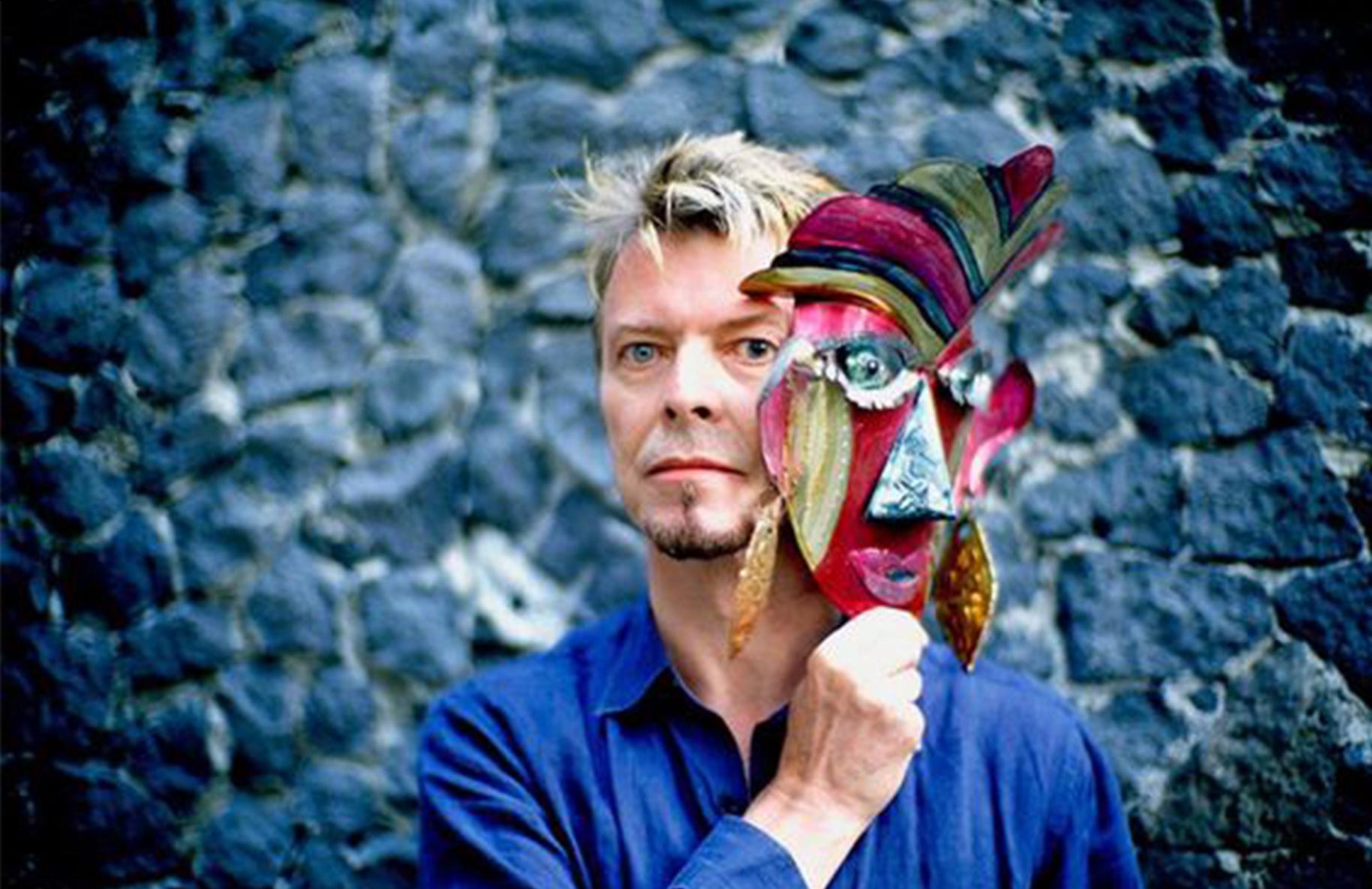 Fernando Acevez Color Photograph - David Bowie at Frida Kahlo's House