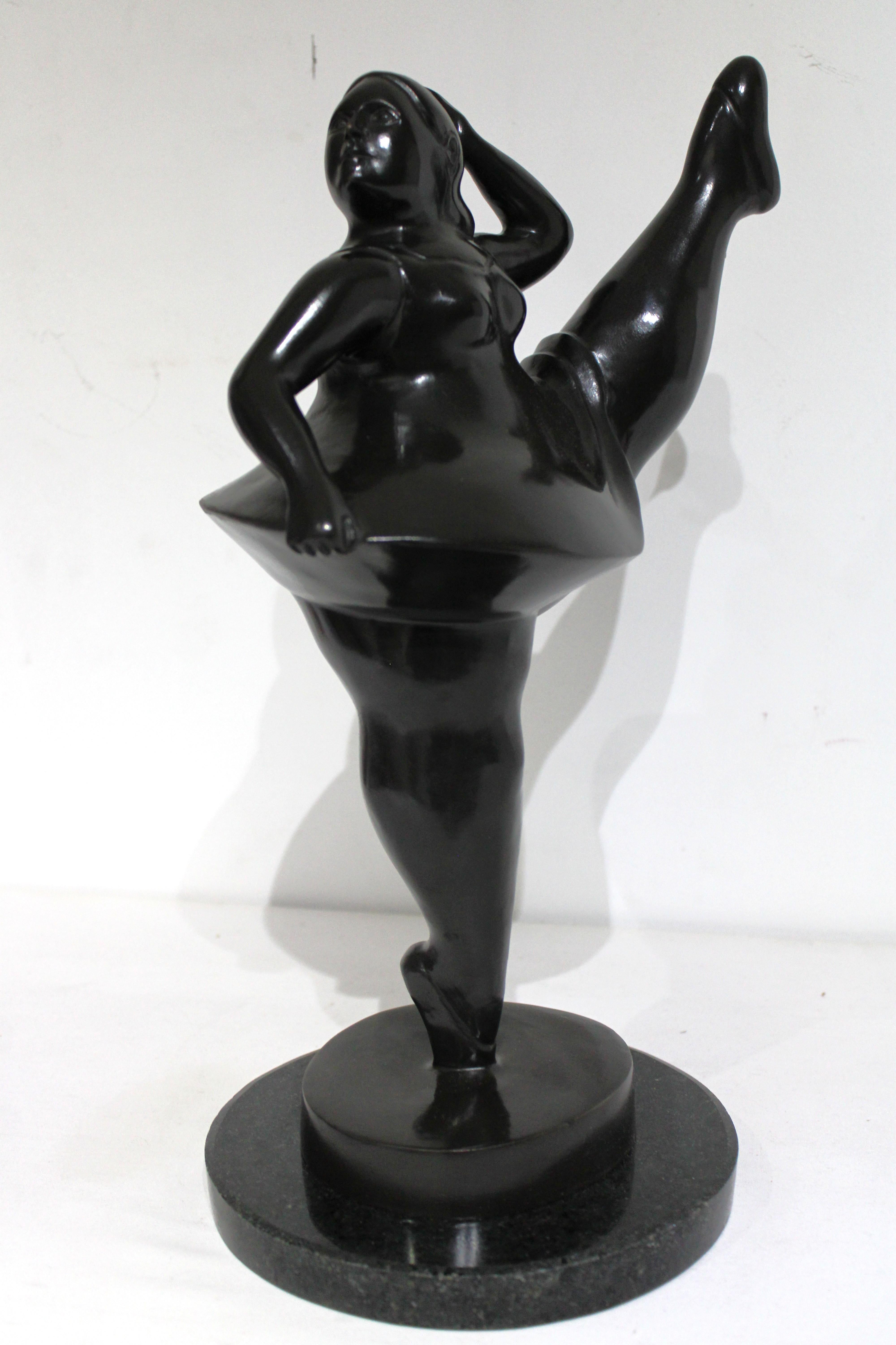 D'après Botero -Danseuse Sculpture en bronze en vente 2