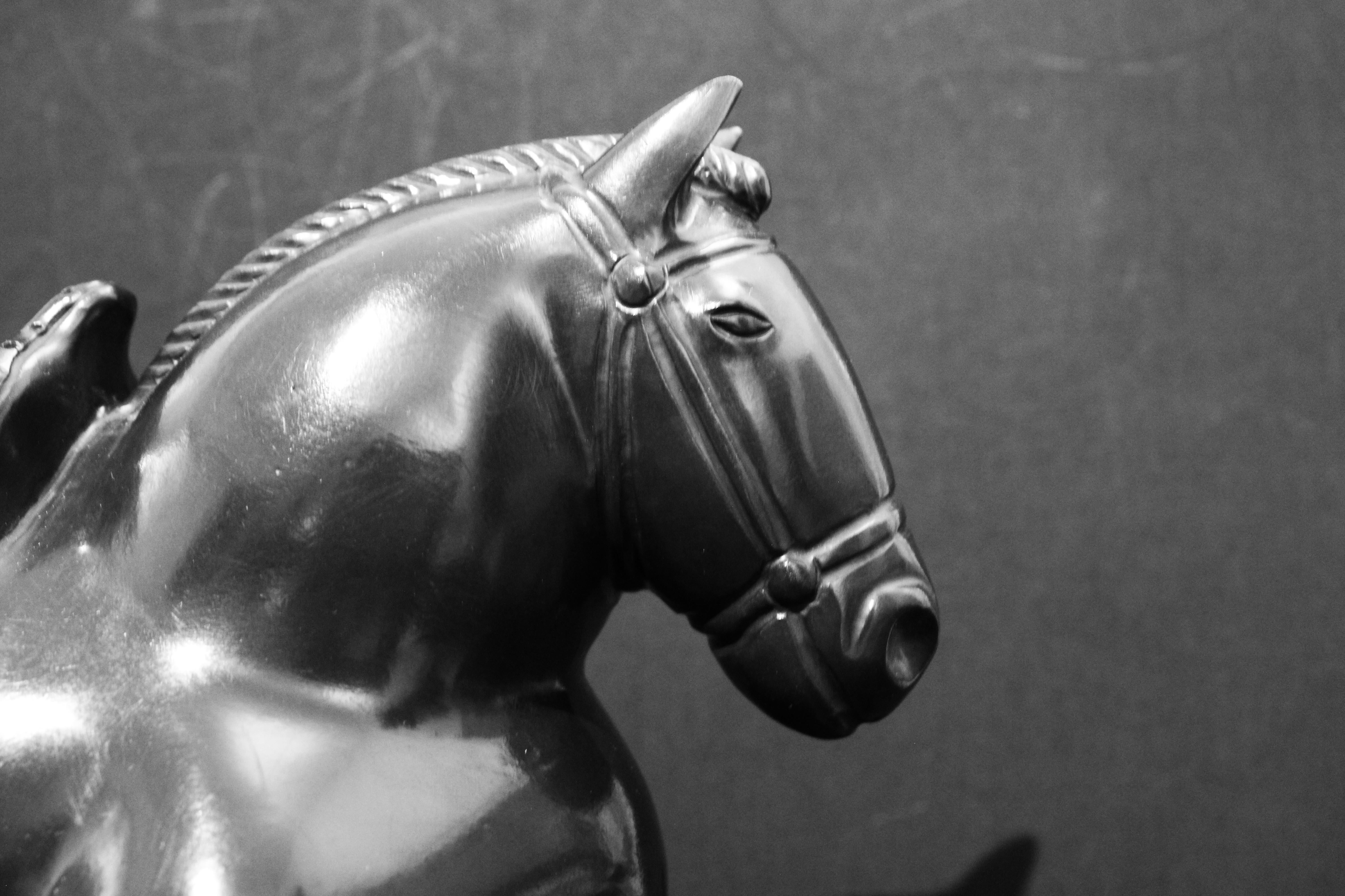 After Botero - Horse with Saddle Sculpture im Angebot 8