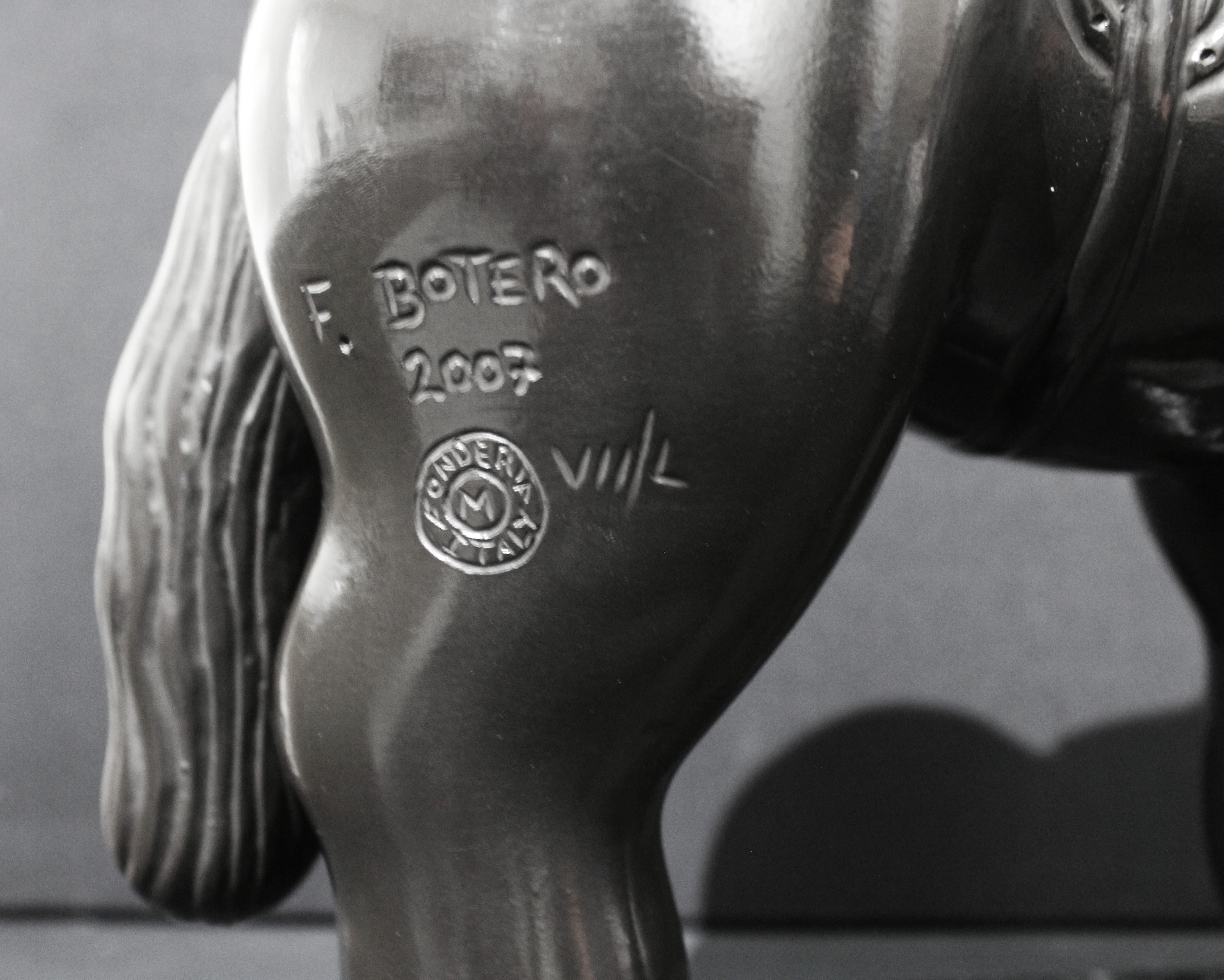 After Botero - Horse with Saddle Sculpture im Angebot 2