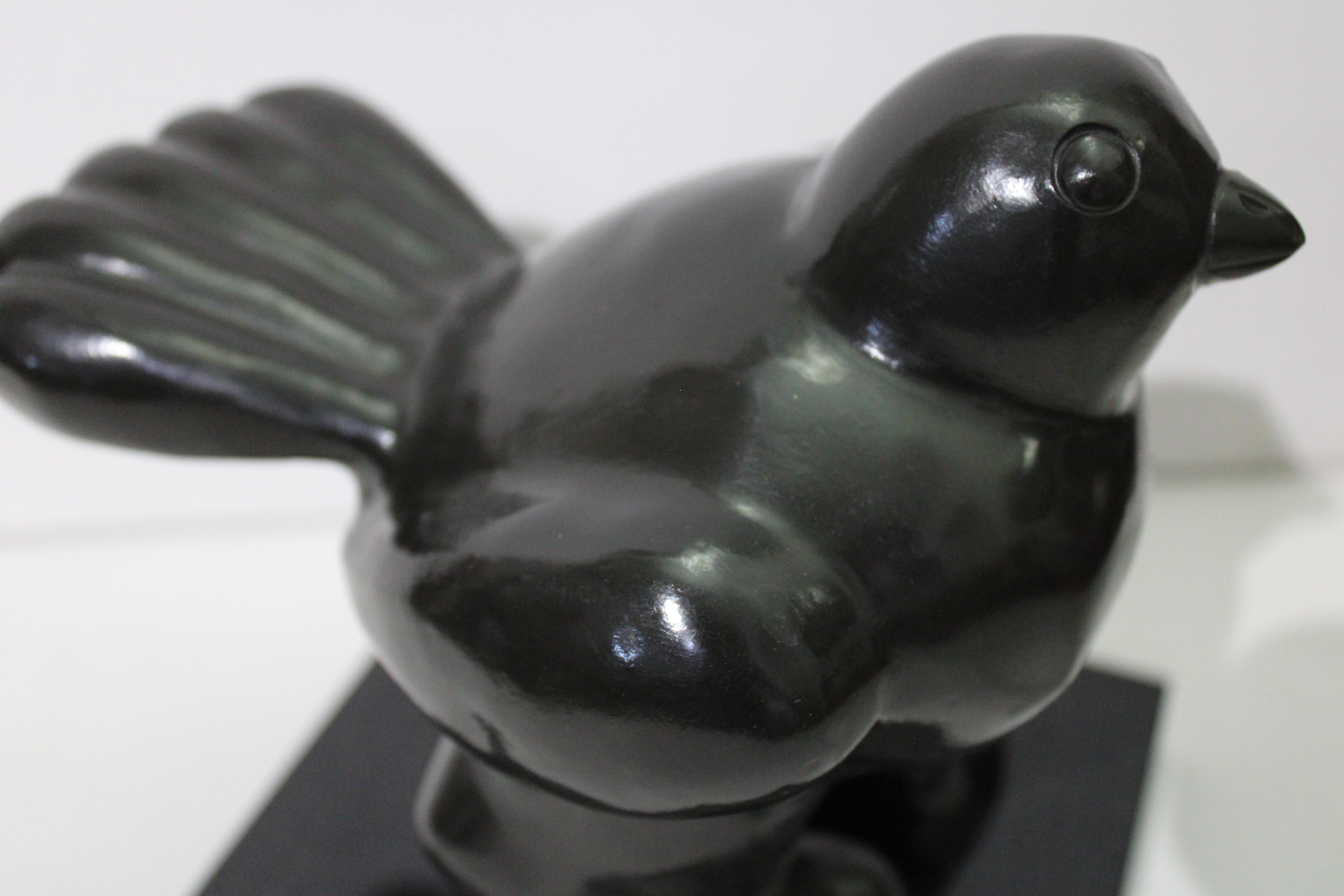 Nach Botero – Kleiner Vogel  Bildhauerei im Angebot 2