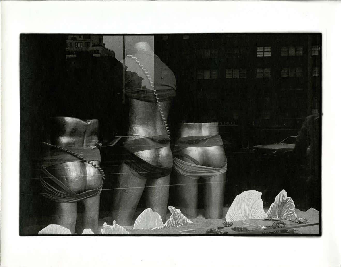 Photographie de Chelsea Manhattan, 'Chelsea Reflections'  - Noir Nude Photograph par Fernando Natalici