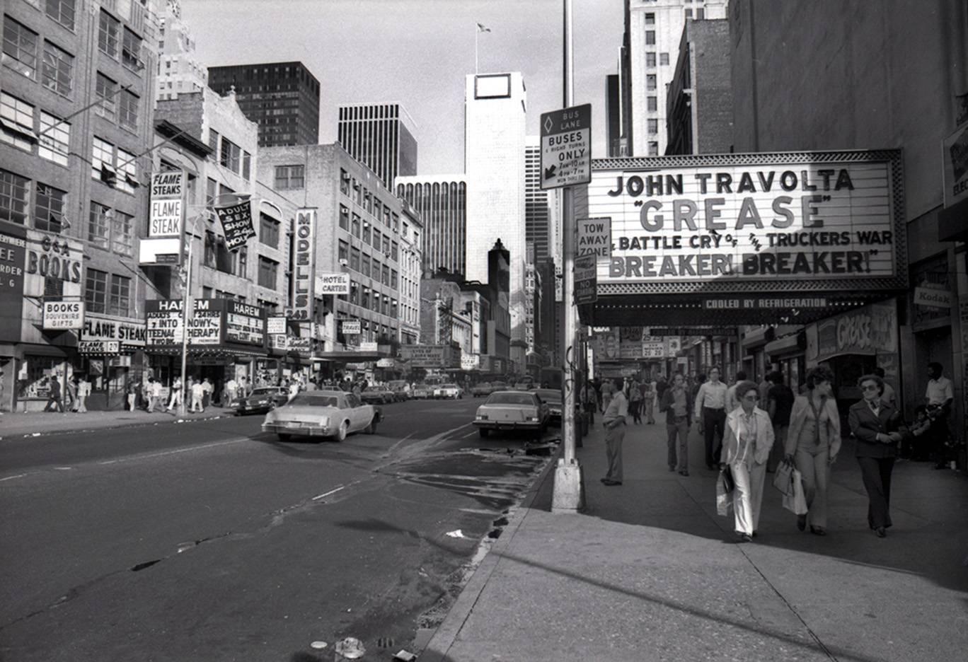 Fernando Natalici Black and White Photograph - New York Times Square photograph, 1978 (New York street photography)