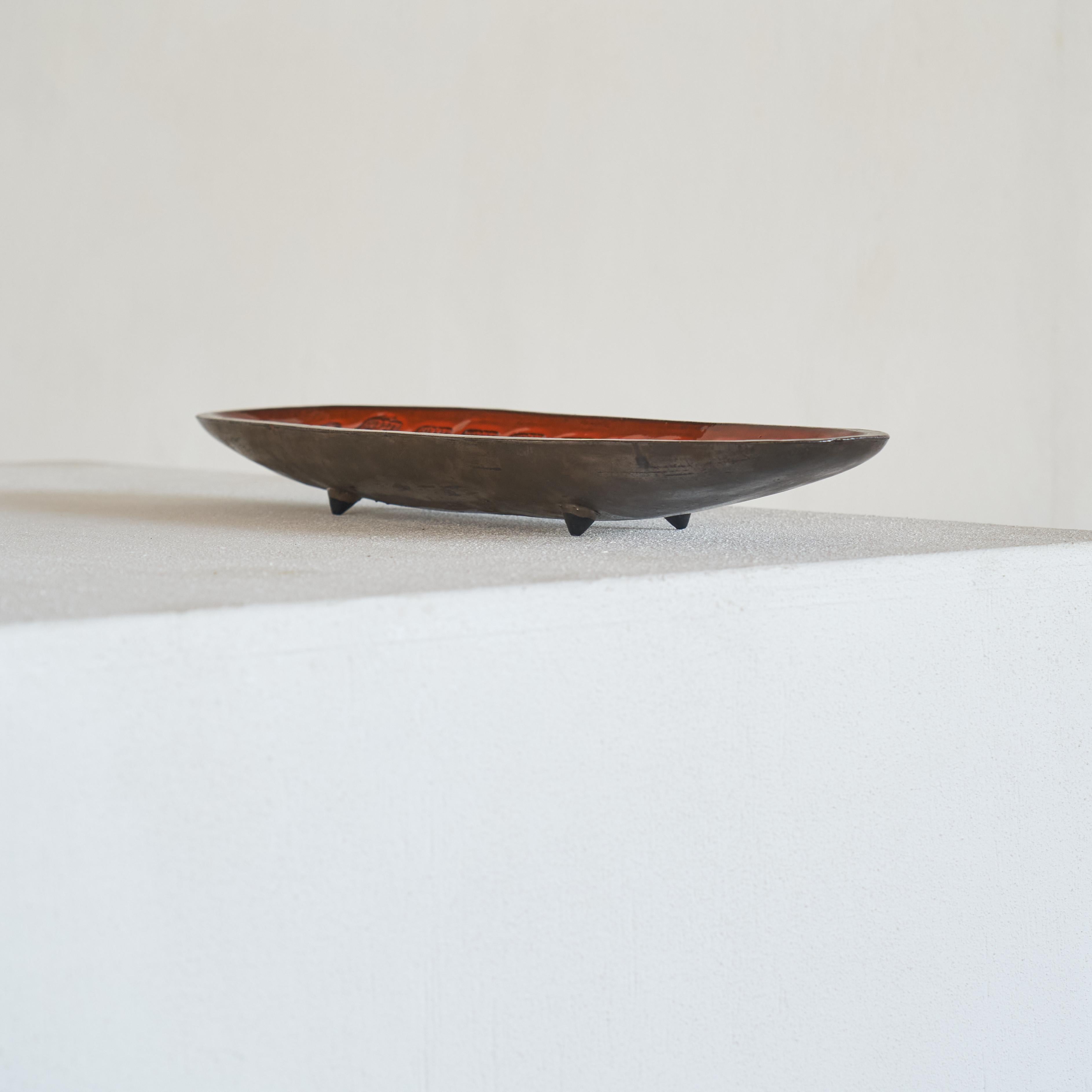 Mid-Century Modern Fernando Sanchez Belgian Studio Pottery Centerpiece for Perignem 1960s