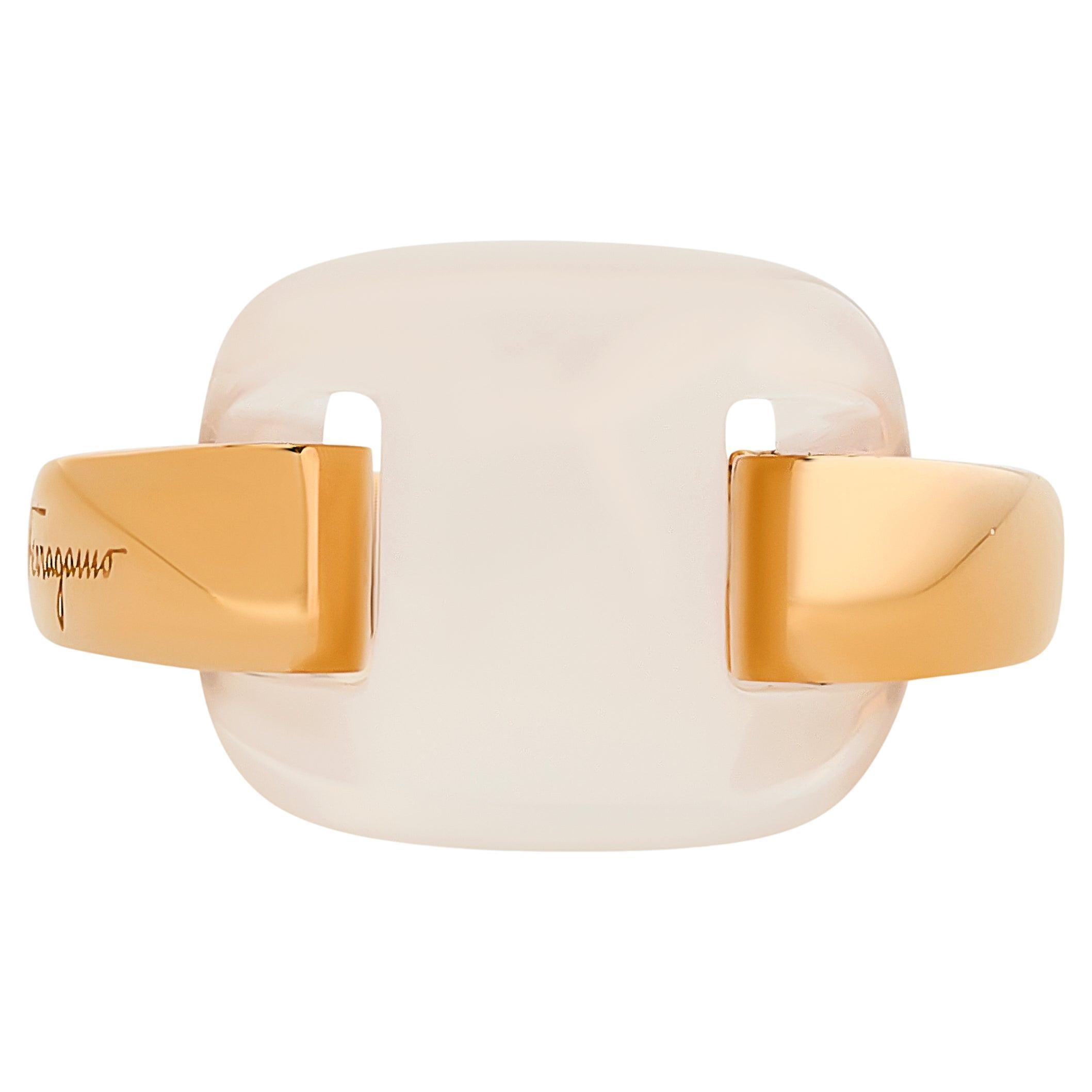 Anillo Ferragamo Cuarzo Transparente 18 Kilates Talla 6.50