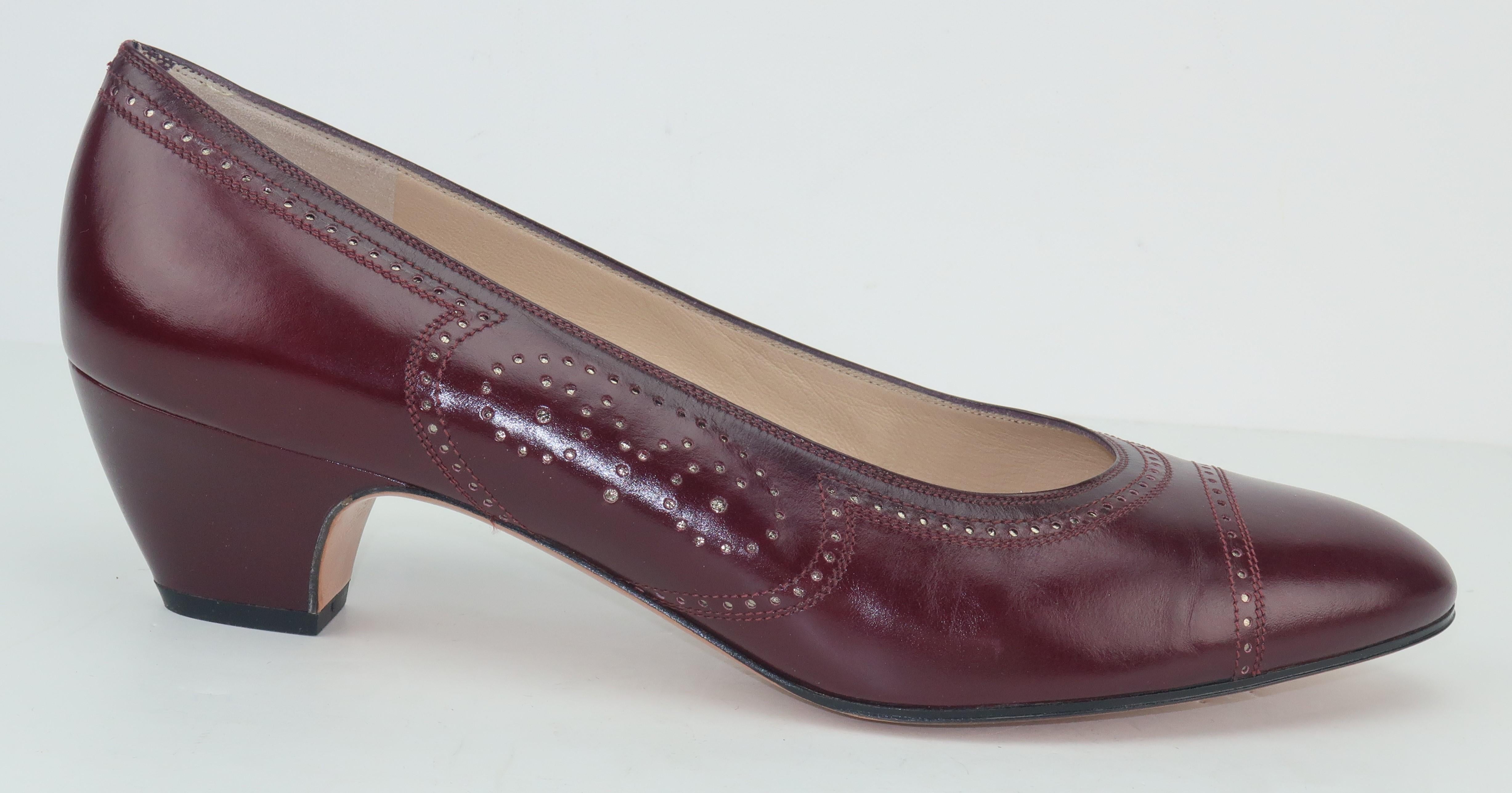 Ferragamo Burgundy Leather Spectator Style Shoes 8B, 1980's 1